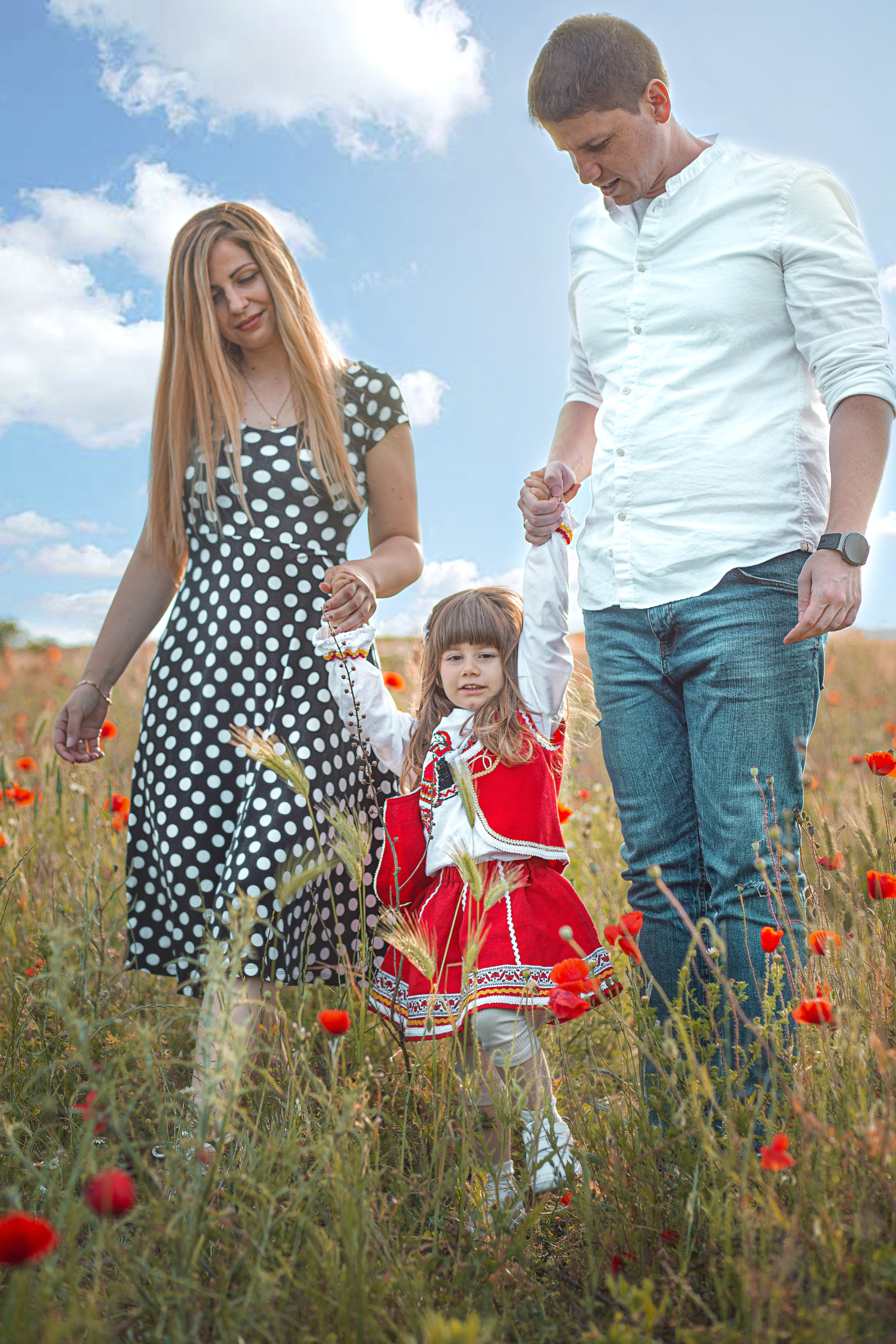 Семейни фотосесии. Фотограф Бургас. Фотосесии в студио и на открито, портрети, заснемане