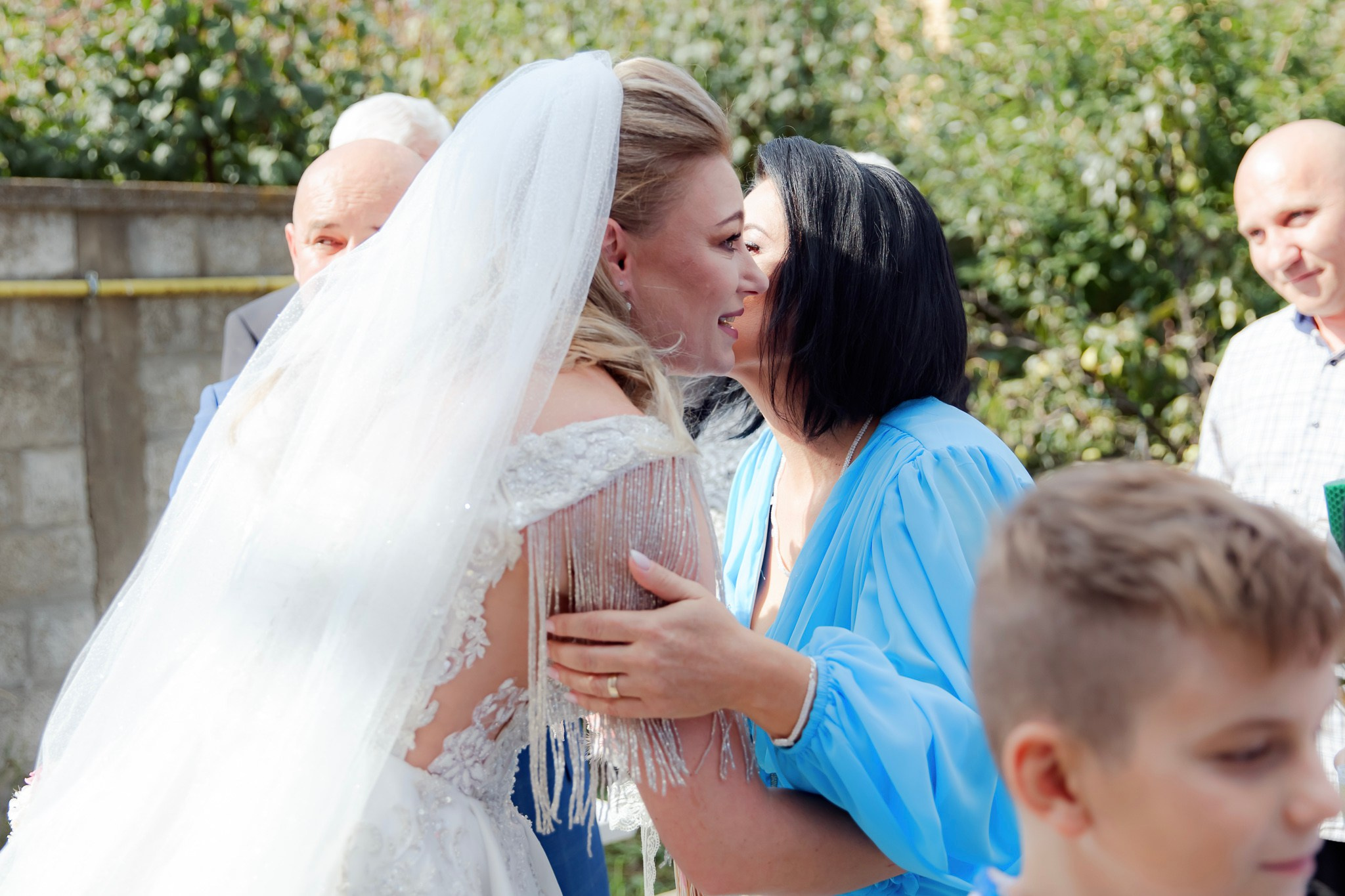 Mihai & Oana. Servicii foto-video profesionale, pentru momente de neuitat