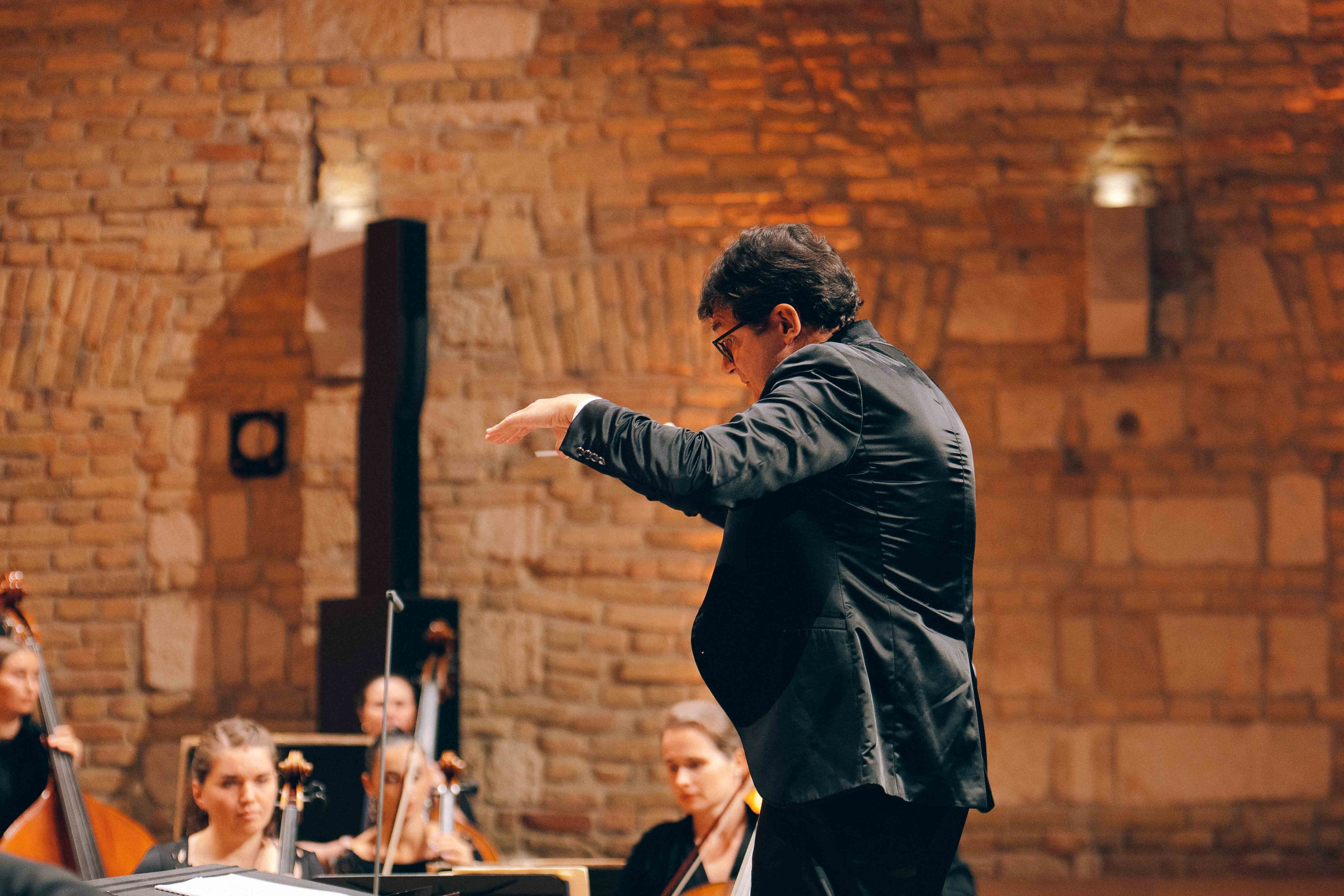 BUDAPEST MUSIC CENTER. Wedding&Event photographer Ismail Rzayev in Baku