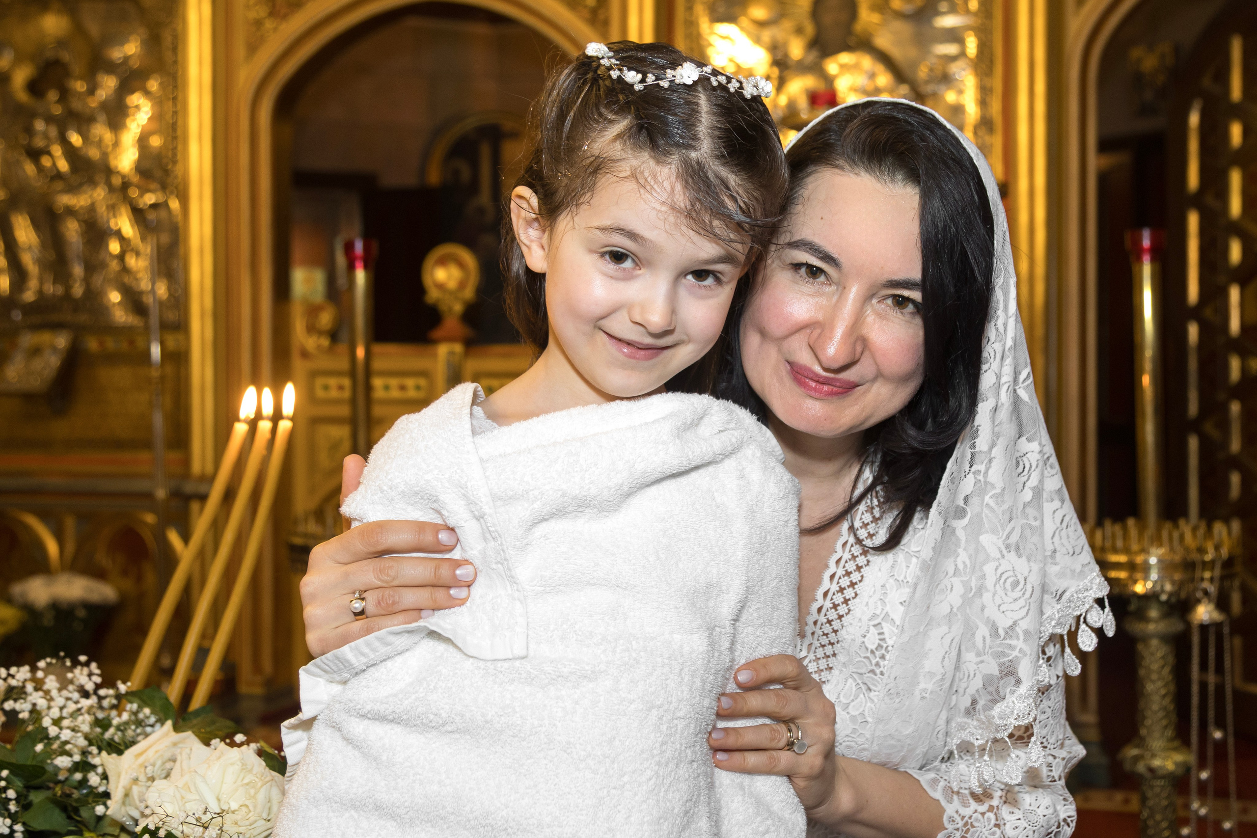 Un petit aperçu du baptême d’Emma ✨. Wedding, event and family photographer in Paris, Emilian Olaru