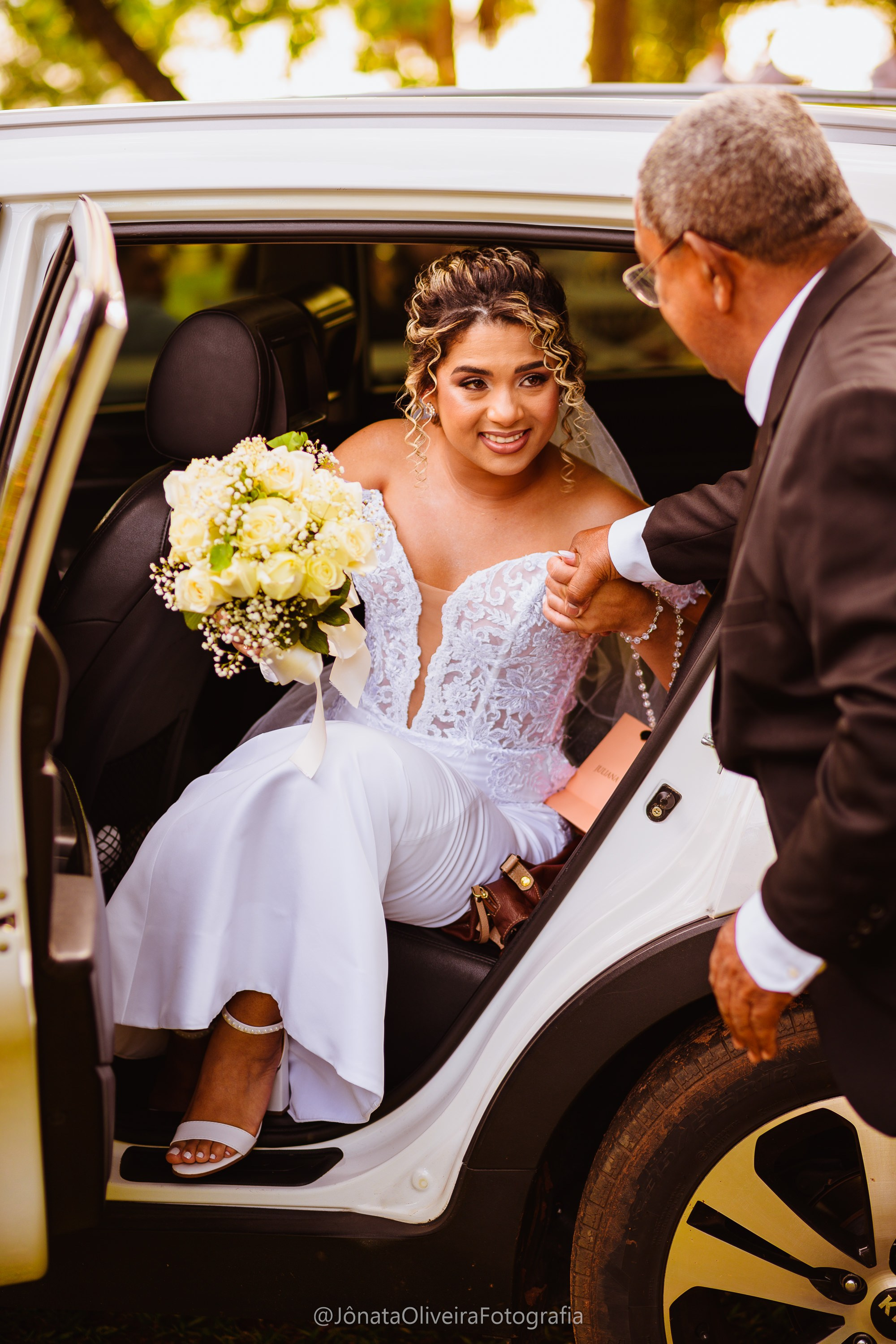 Vestido de noiva making of da noiva. Fotografia de casamentos e ensaios em avaré Jônata Oliveira