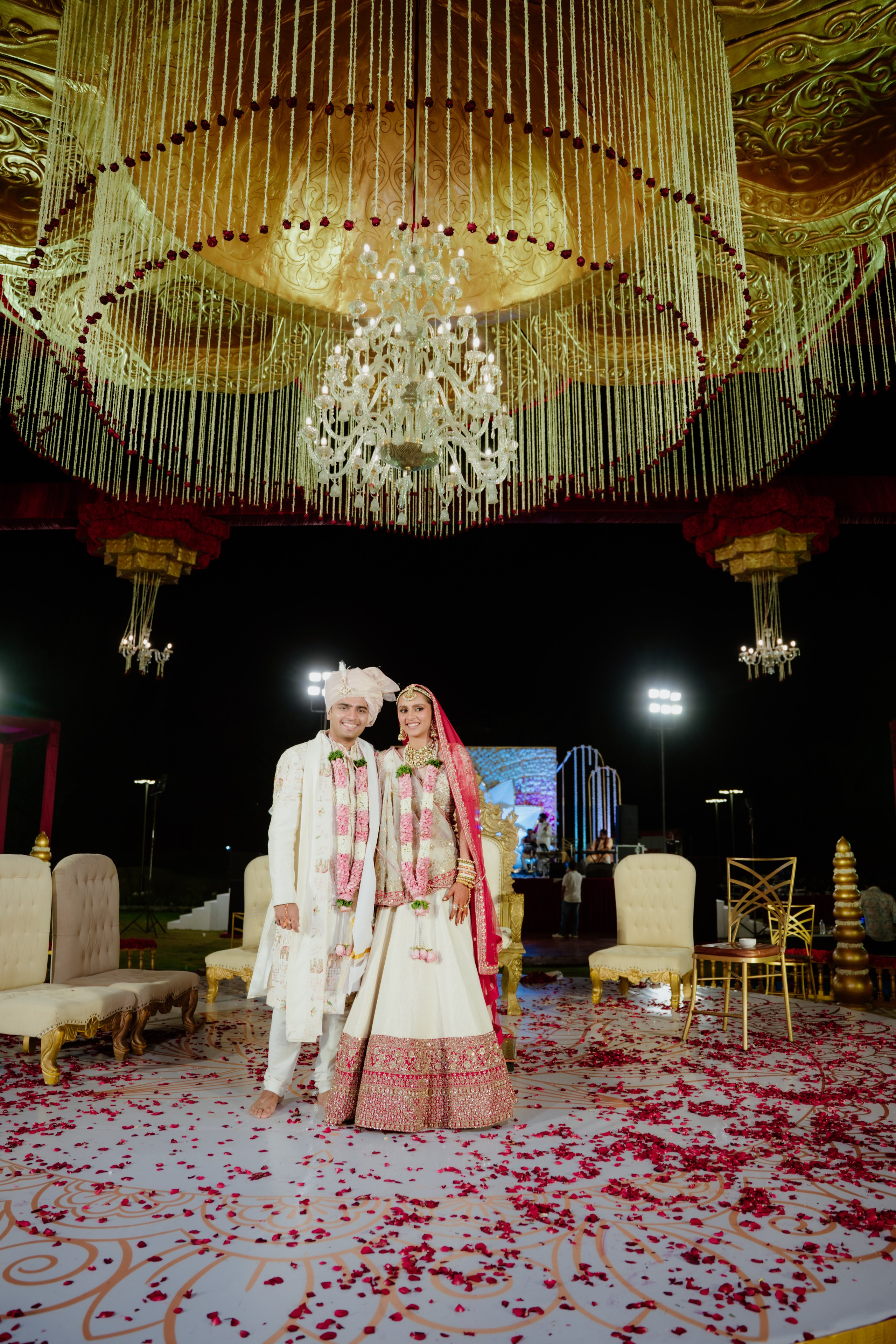 WEDDINGS. Love Emotions Weddings