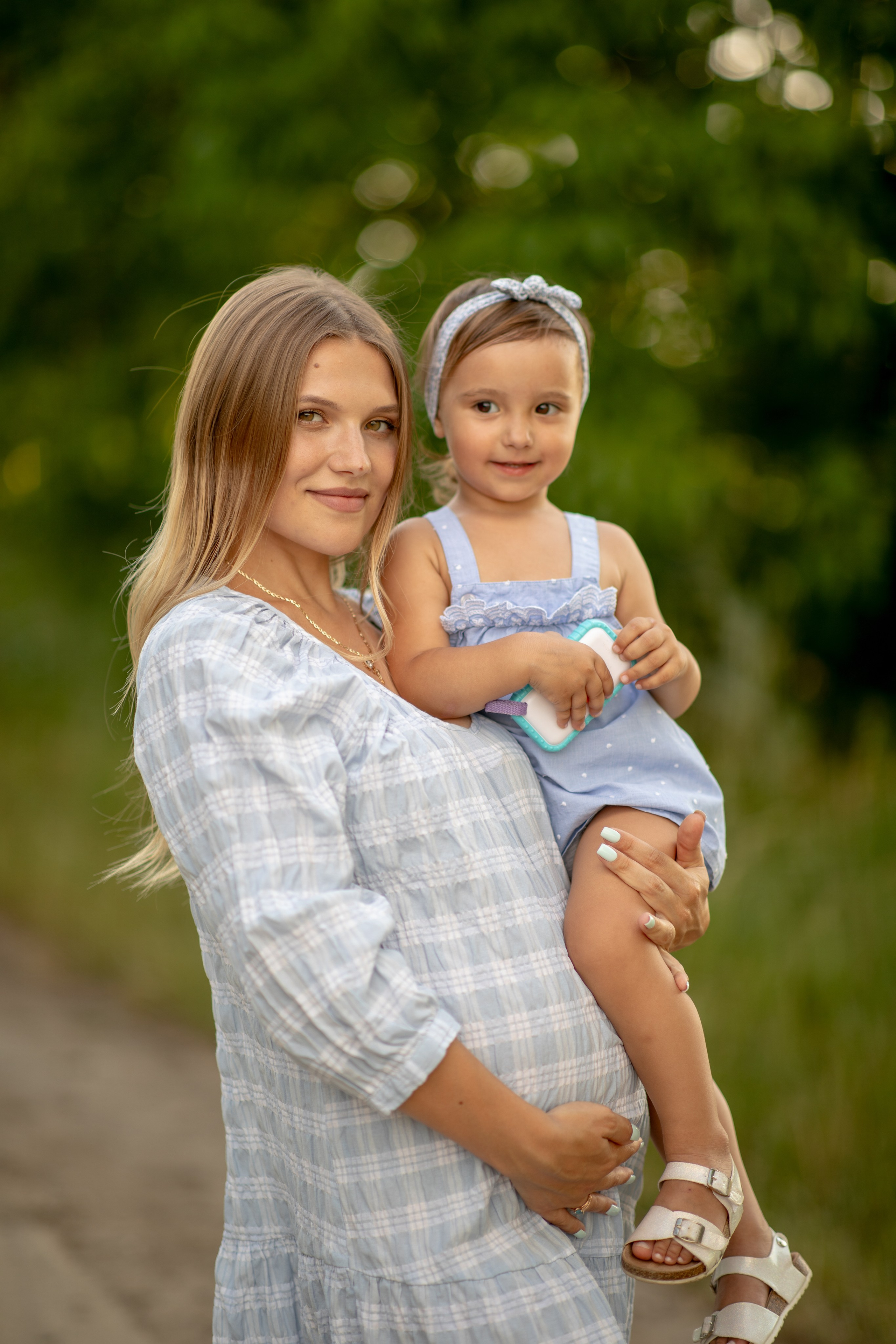 Family photo Maria si Elenica. N.D.photograph - fotograf de familie și portrete în Republica Moldova