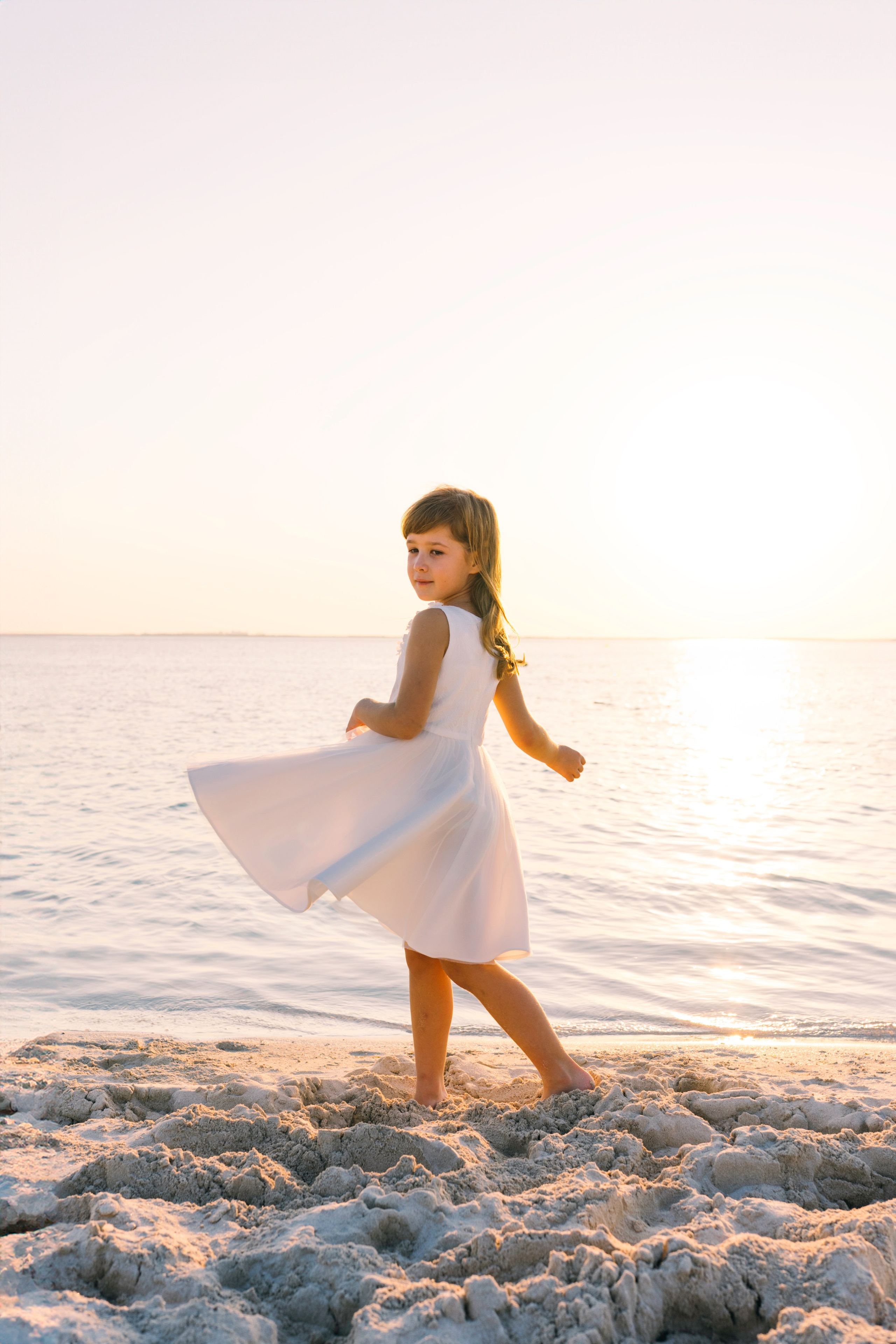 Ellie and Genya’s family. Professional Photographer Abu Dhabi, Dubai — Yulia Ismoilova | 2025