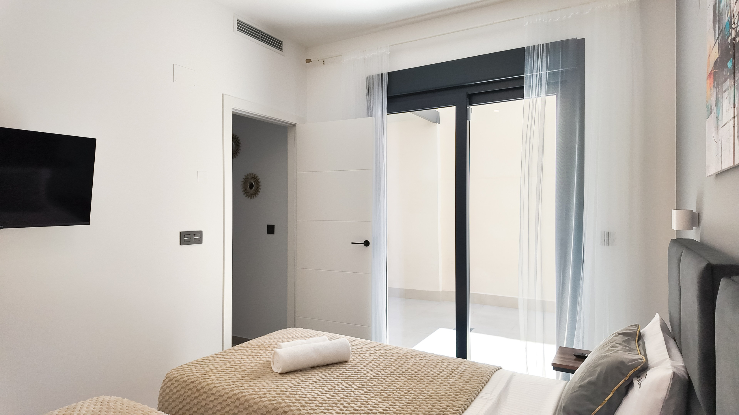 VILLA Luna I&M GROUP. Baby Beast