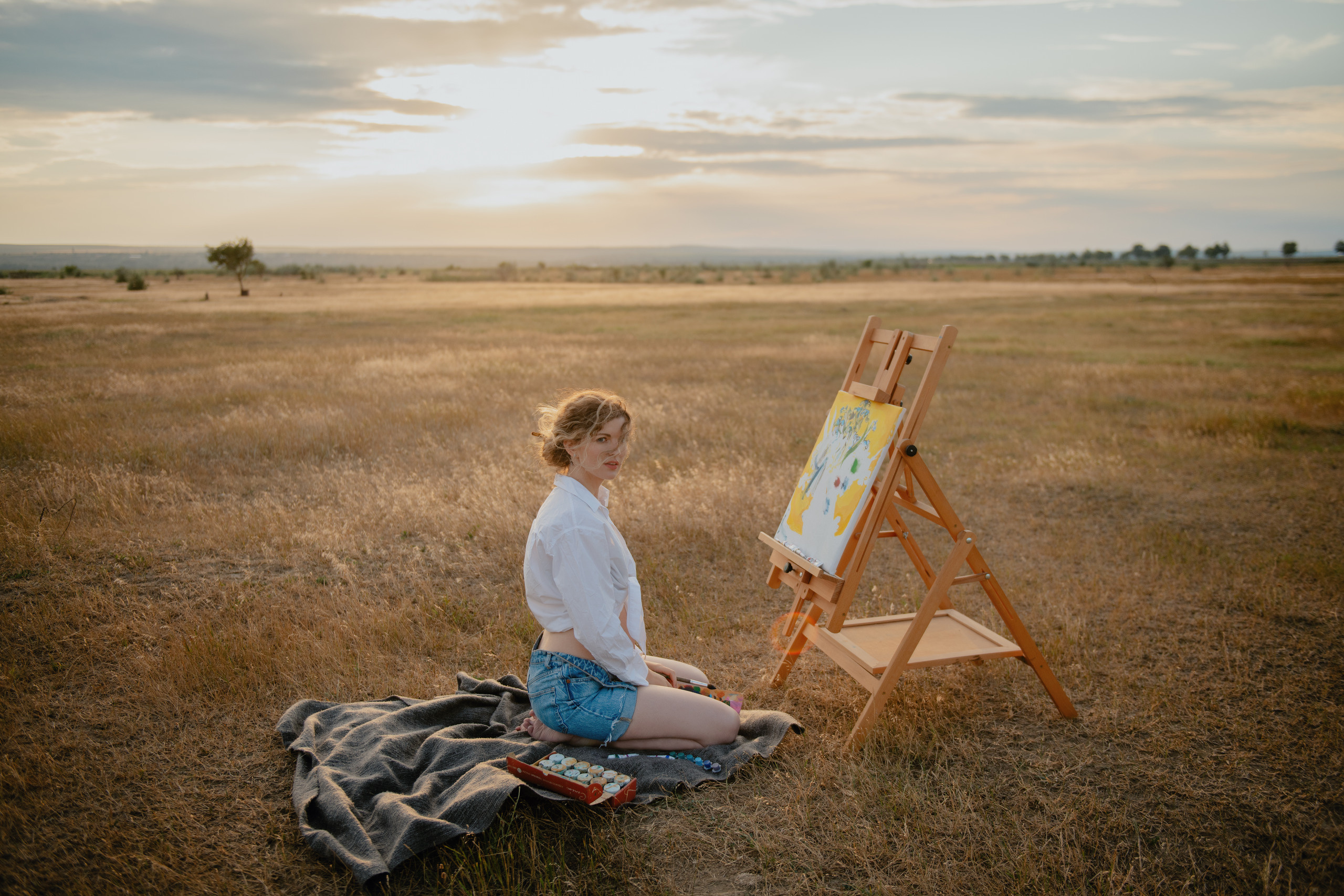Уличная фотосессия беременности с дочкой в Праге. Профессиональный фотограф в Праге Анастасия Харитонова