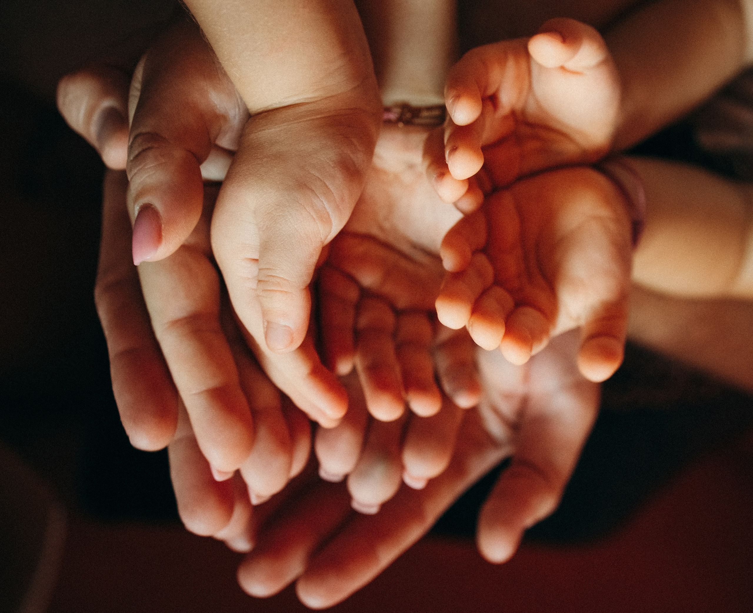 Ședințe foto de familie în Oradea realizate de Katsiaryna Ciortan. Fotograf de familie în Oradea Katsiaryna Ciortan