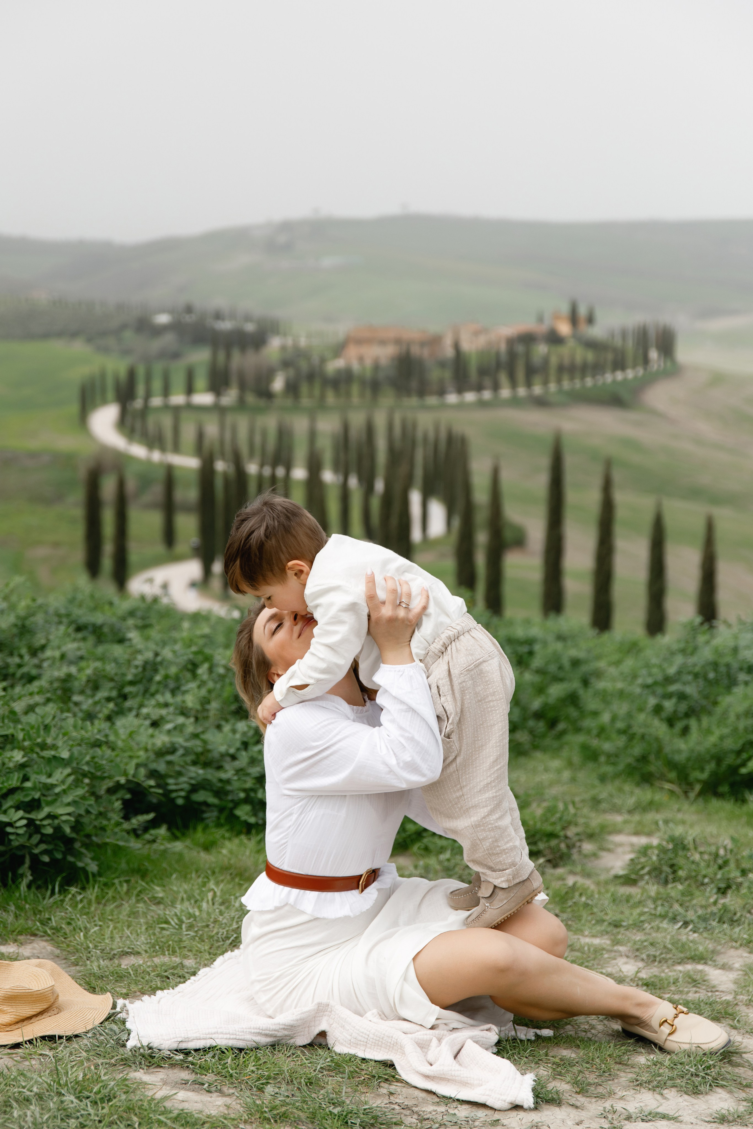 Wedding photographer Italy Rome, Tuscany, Lake Como, Sicily, Puglia. Wedding Photographer Rome Tuscany Como Sicily Puglia Amalfy Italy- Oksana Savenchuk