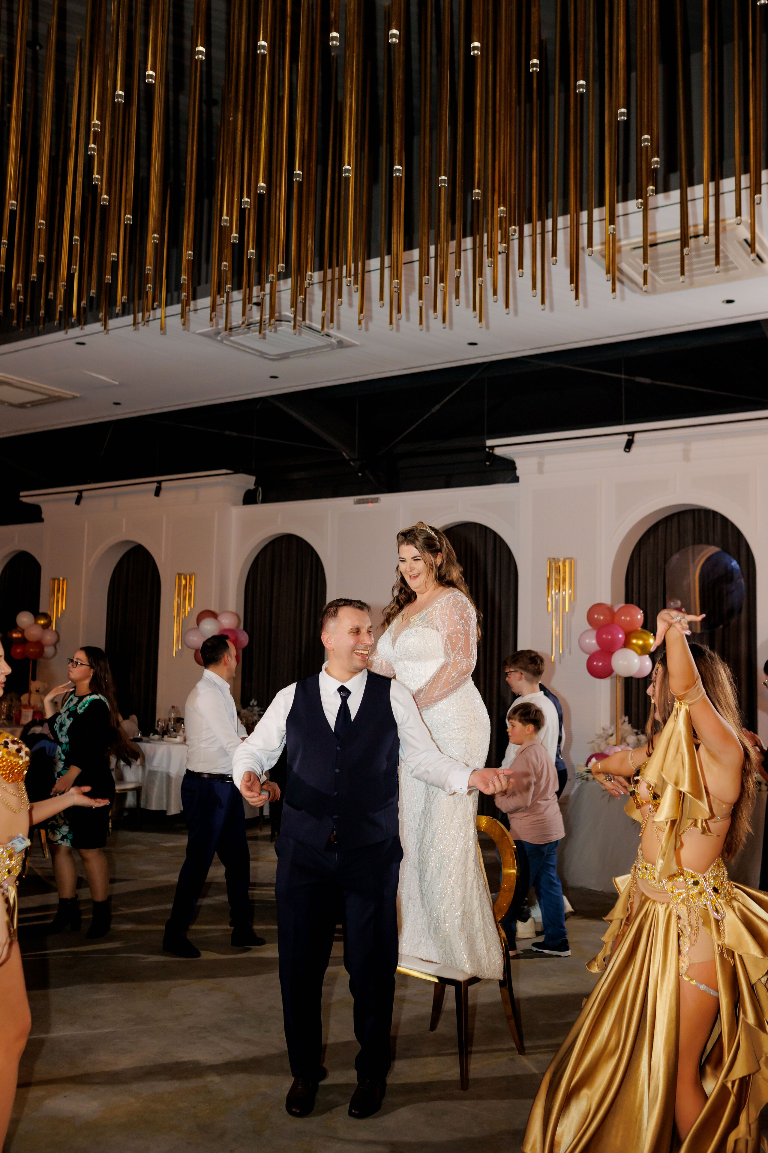 Povestea voastră, regizată de noi |Cristi Turculet Videograf Nuntă Suceava | wedding highlight. Servicii foto-video profesionale, pentru momente de neuitat