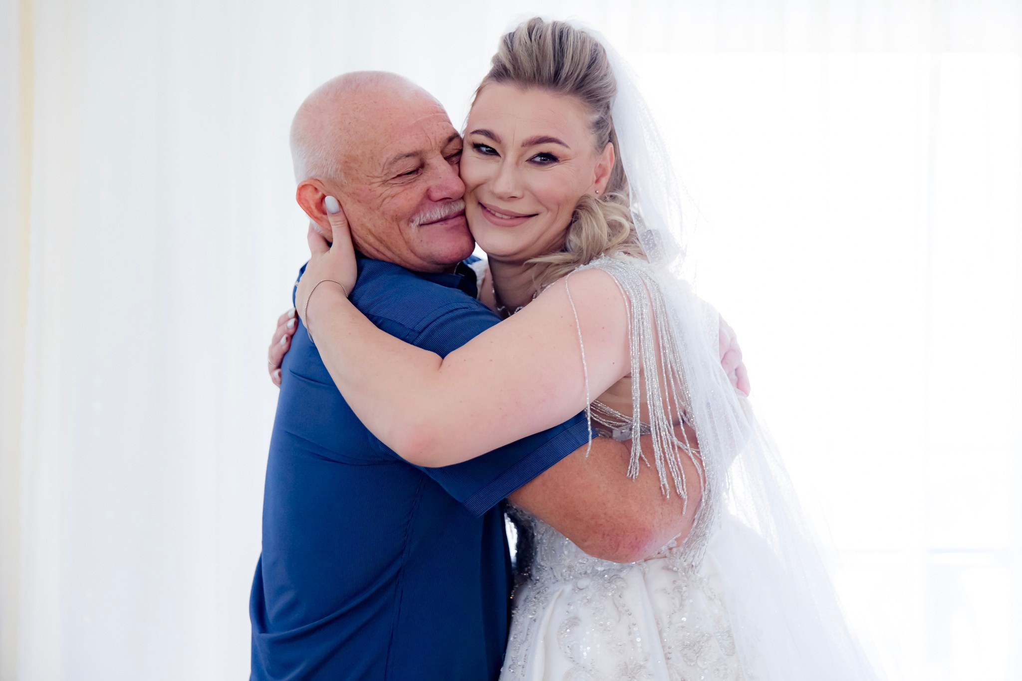 Mihai & Oana. Servicii foto-video profesionale, pentru momente de neuitat