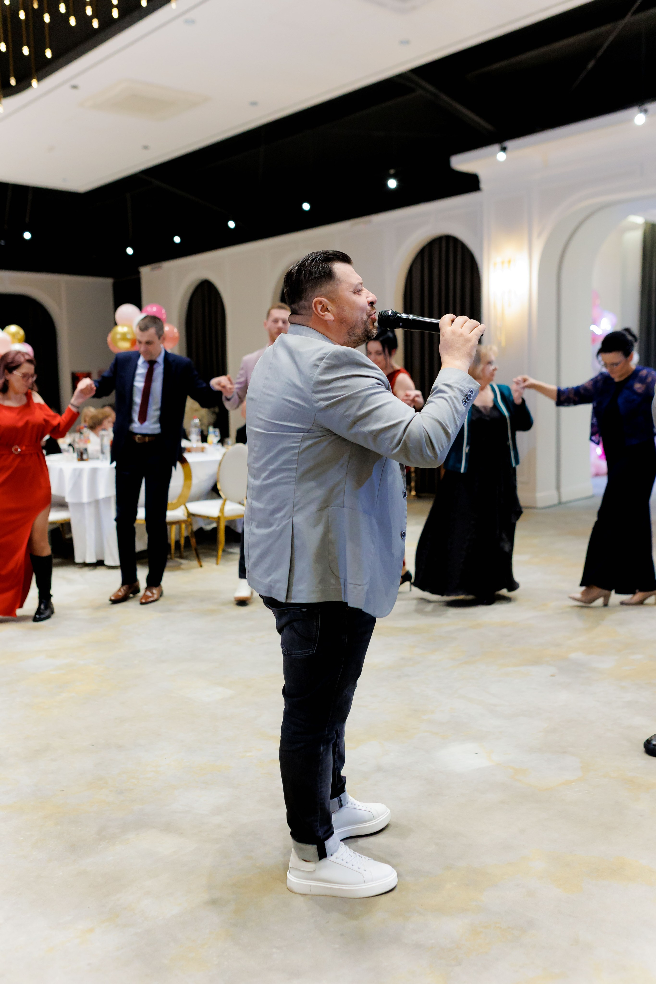 Povestea voastră, regizată de noi |Cristi Turculet Videograf Nuntă Suceava | wedding highlight. Servicii foto-video profesionale, pentru momente de neuitat