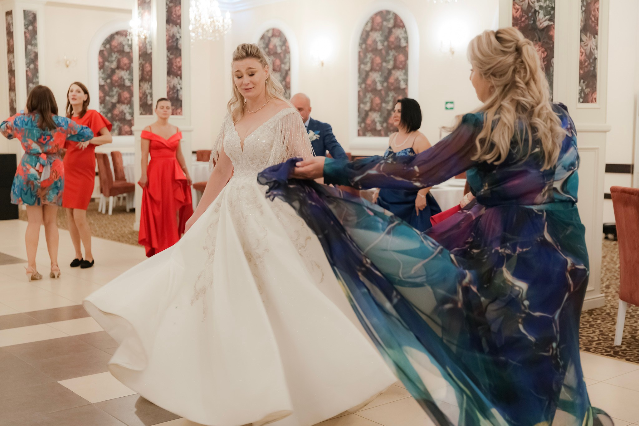 Mihai & Oana. Servicii foto-video profesionale, pentru momente de neuitat