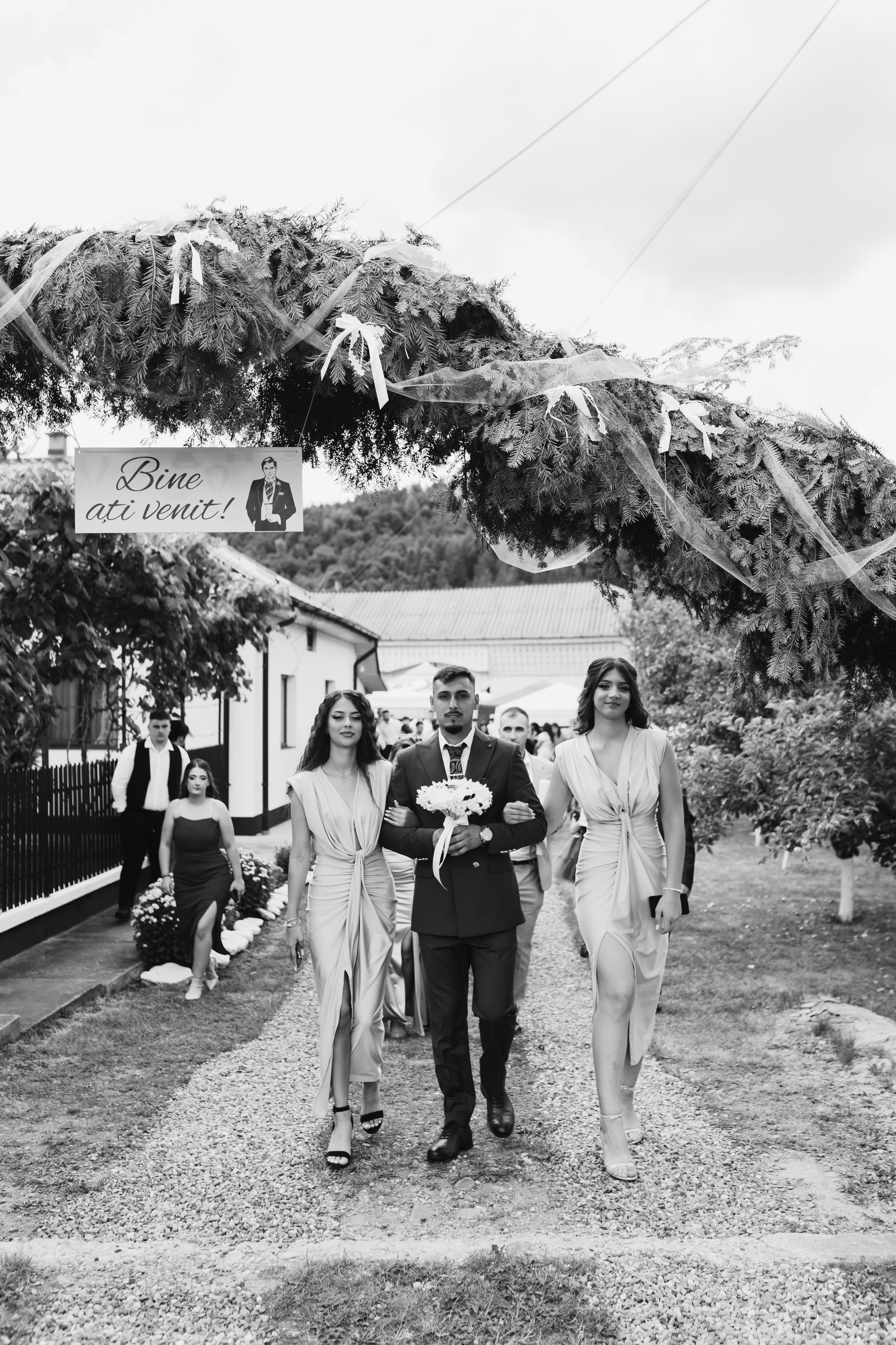 Nunta Nicoleta & Răzvan | Fotografie & Videografie Profesională. Servicii foto-video profesionale, pentru momente de neuitat