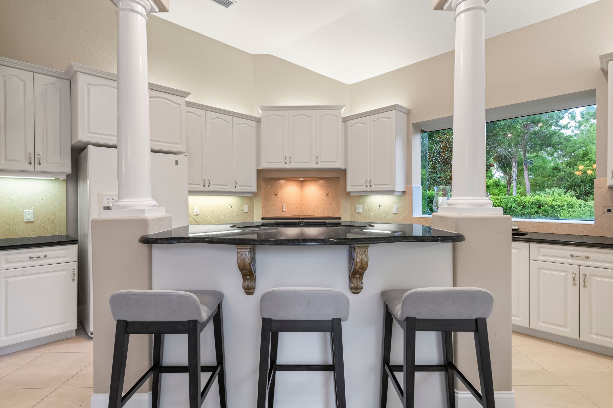 Riverbend Dr, Jacksonville Fl 32 207