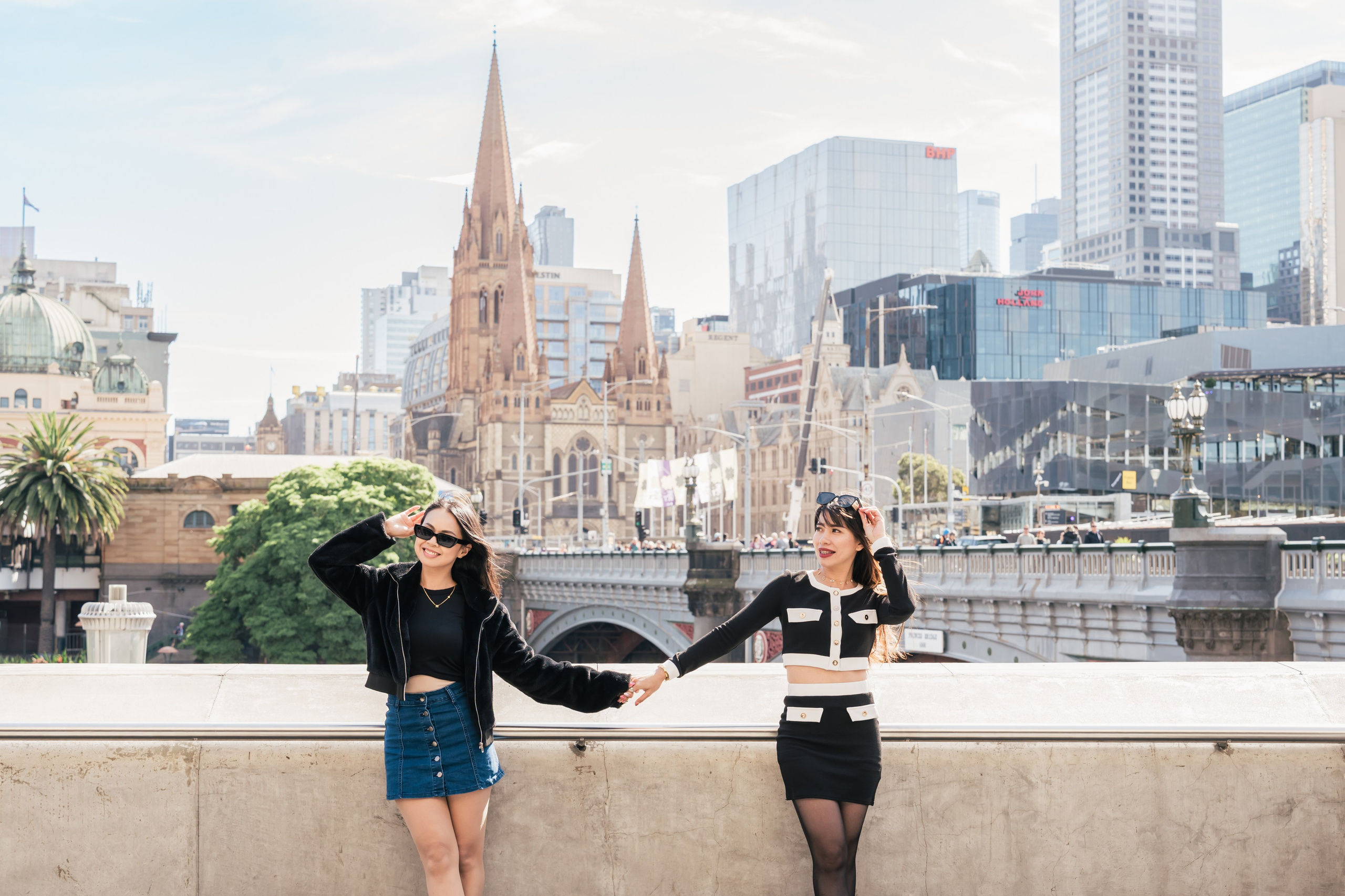 Fera’s Friendship Reunion Photoshoot. Cindy Law | Vacation & Lifestyle Photographer in Melbourne