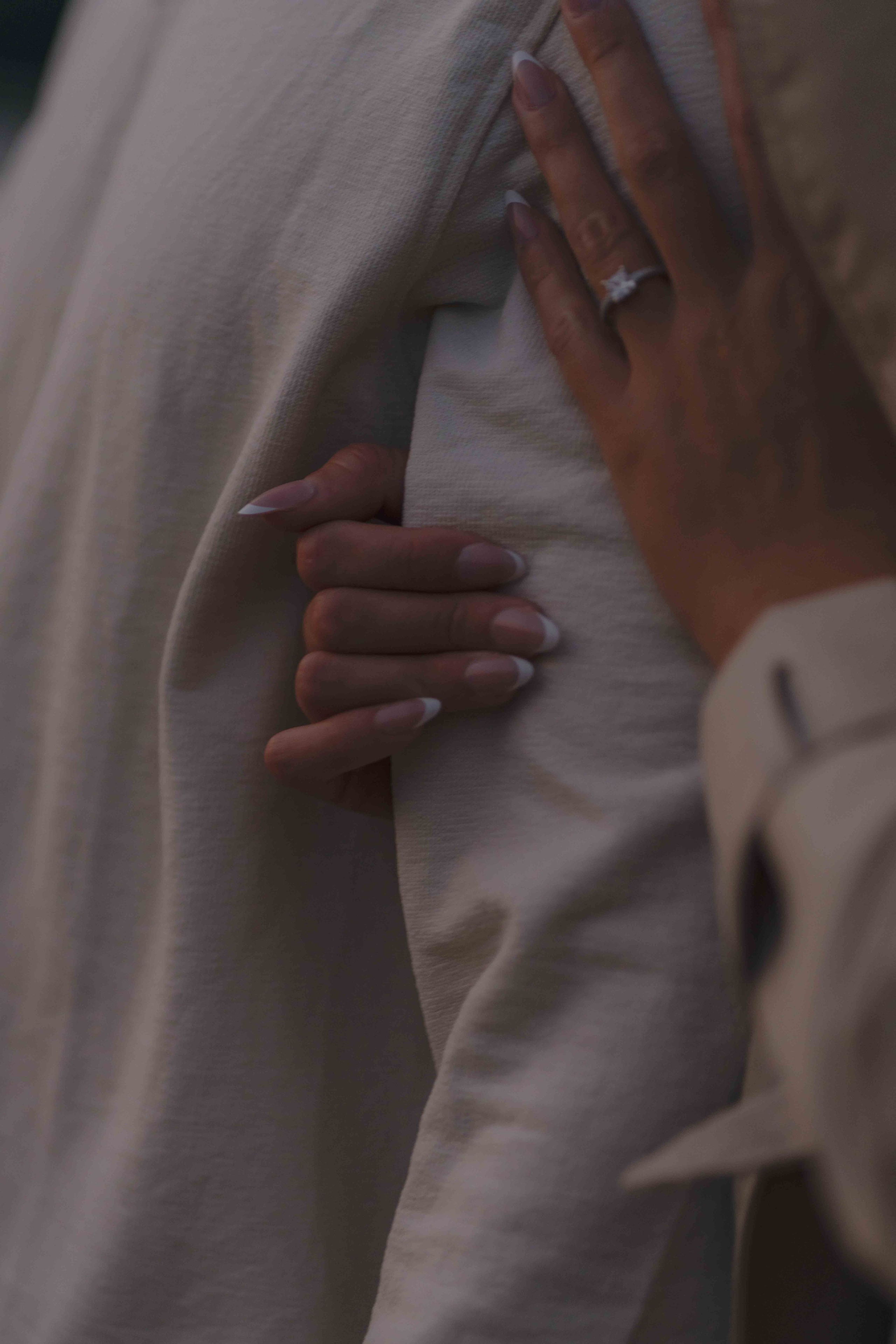 Sunset Proposal in Kensington Gardens London | Engagement Photography. London Wedding & Engagement Photographer