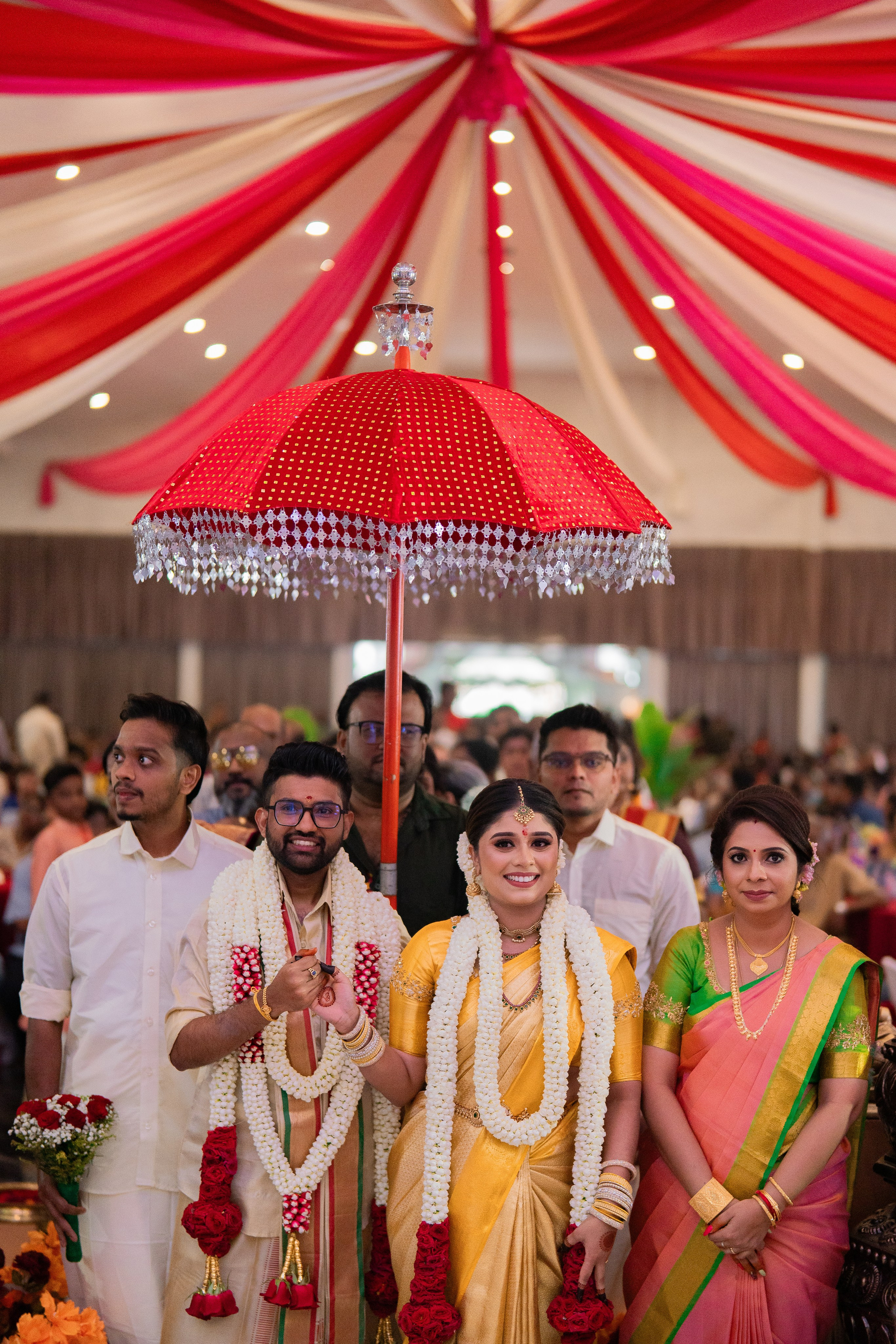 GAURI & SIVA. Wedding photographer Avira Stories