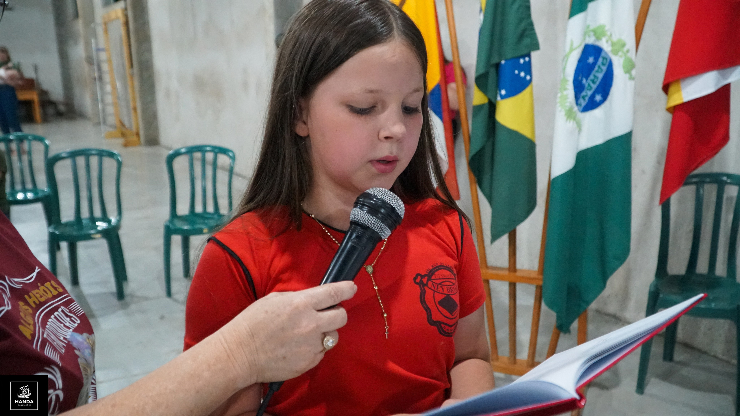 Noite autógrafos colégio Aurélio Buarque de Holanda. Handa Produções
