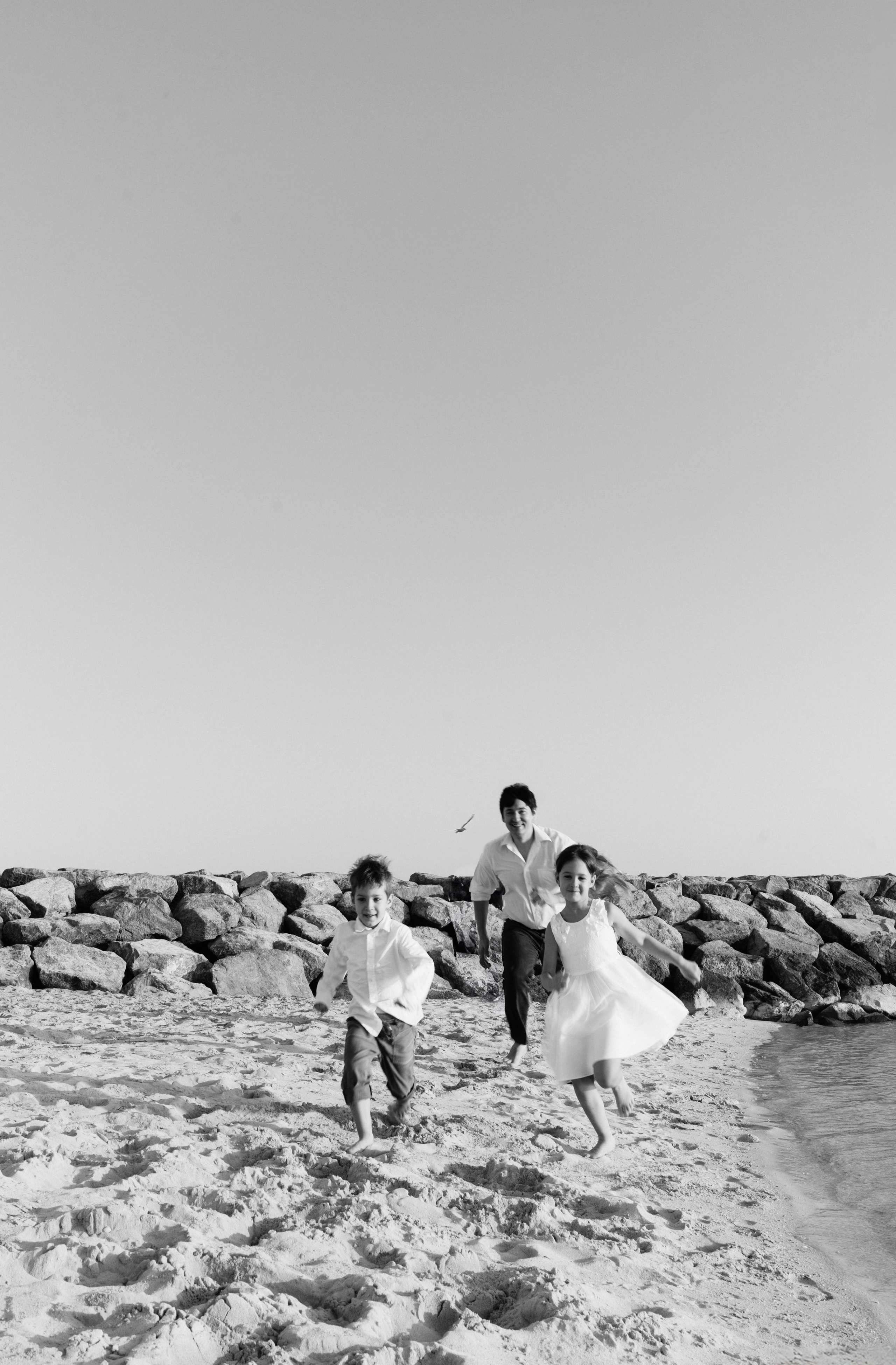 Ellie and Genya’s family. Professional Photographer Abu Dhabi, Dubai — Yulia Ismoilova | 2025