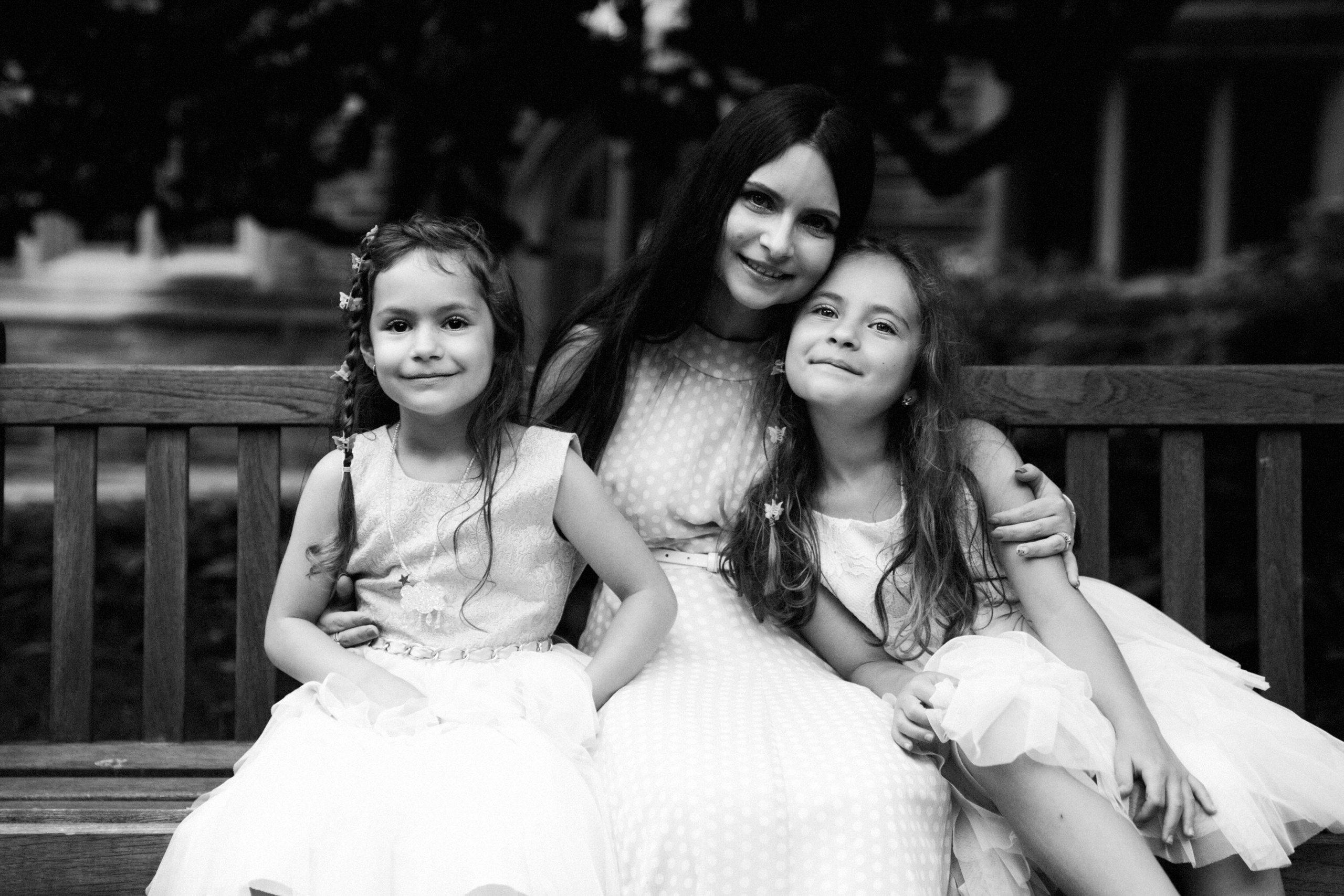 Victoria and her family. Newborn, Family and Portrait Photographer (Raleigh, Cary, Apex)