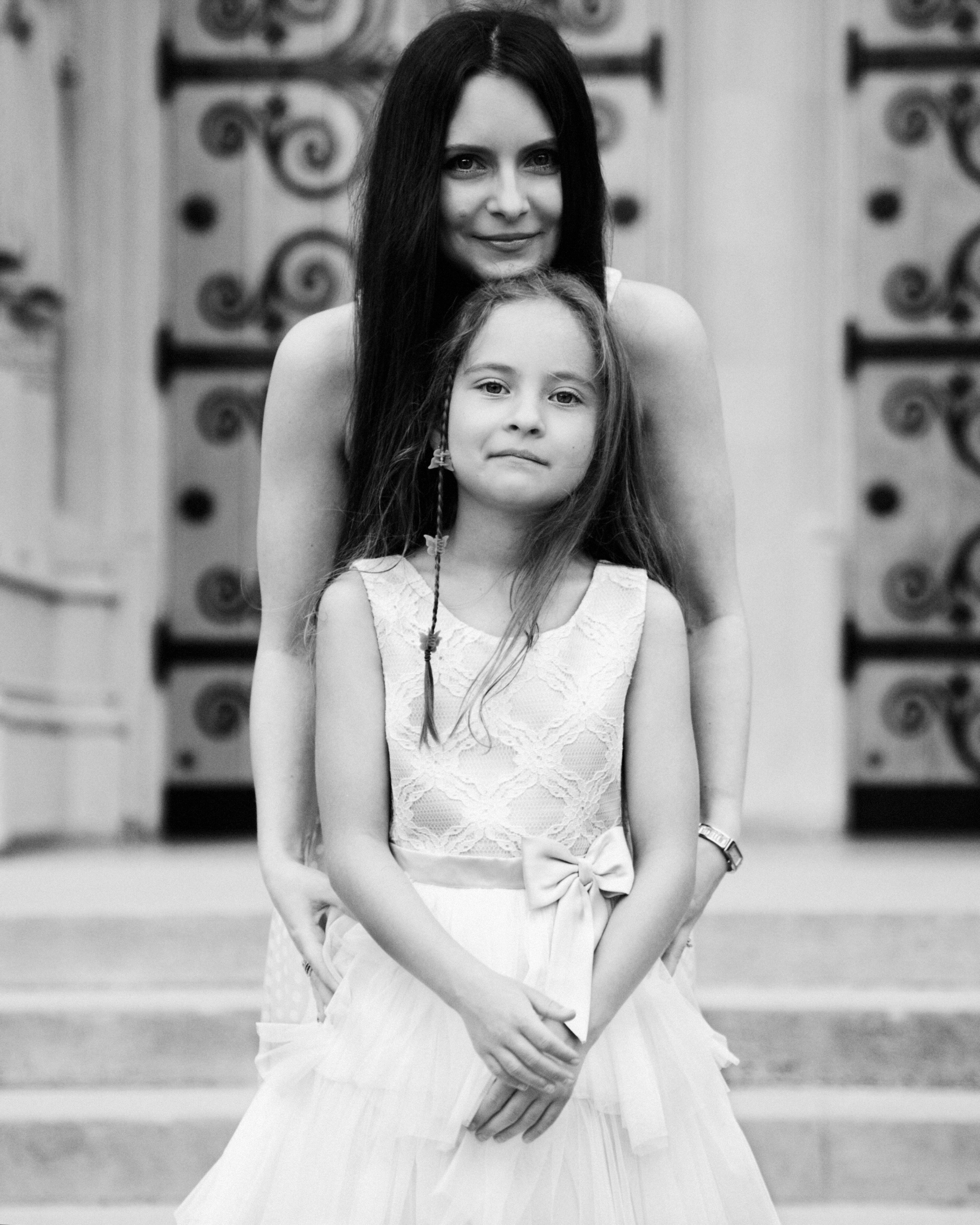 Victoria and her family. Newborn, Family and Portrait Photographer (Raleigh, Cary, Apex)