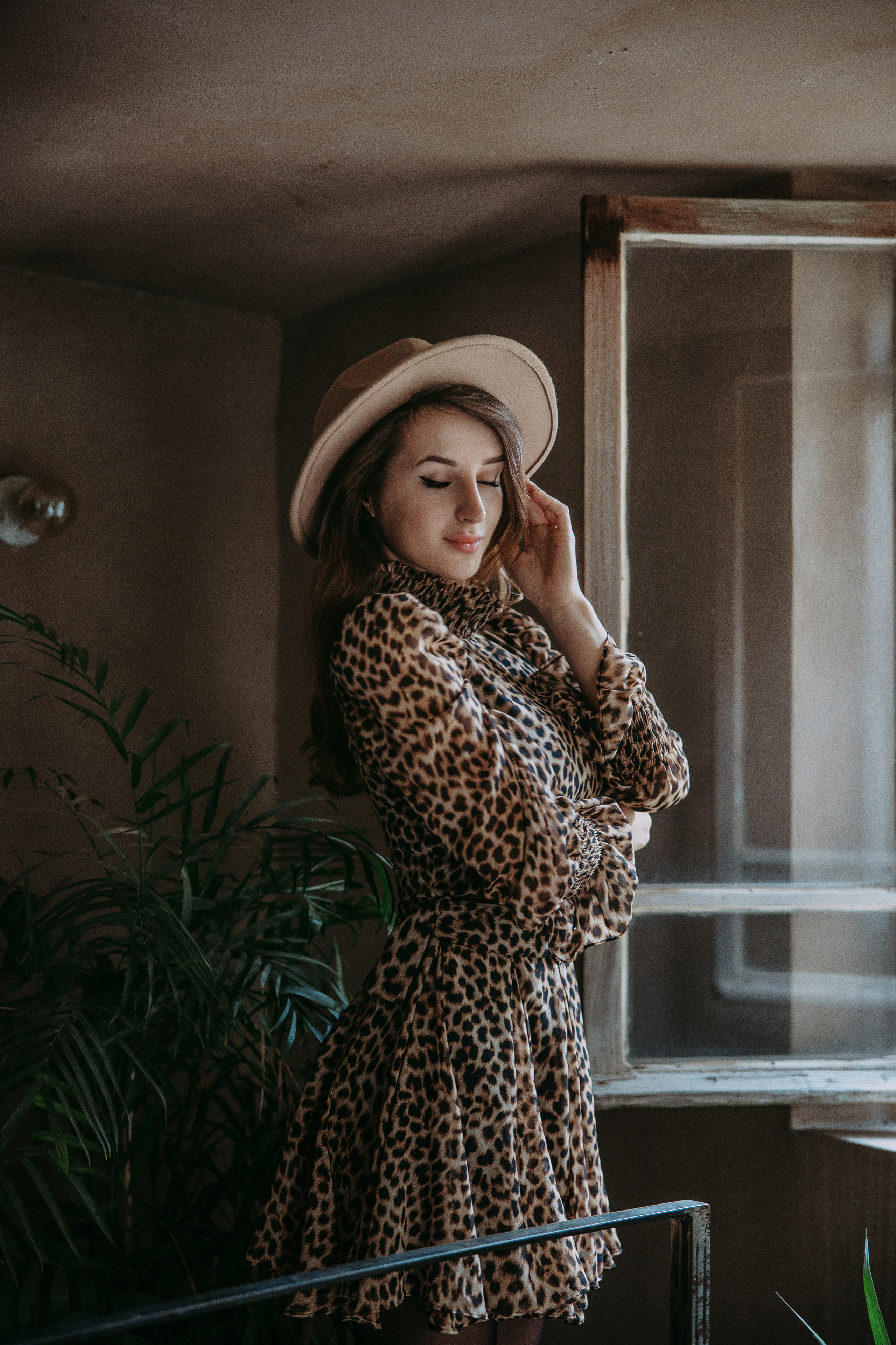 Model Anyuta KZM at Neve Tzedek, Tel Aviv. George TLV — Professional photographer and retoucher in Israel