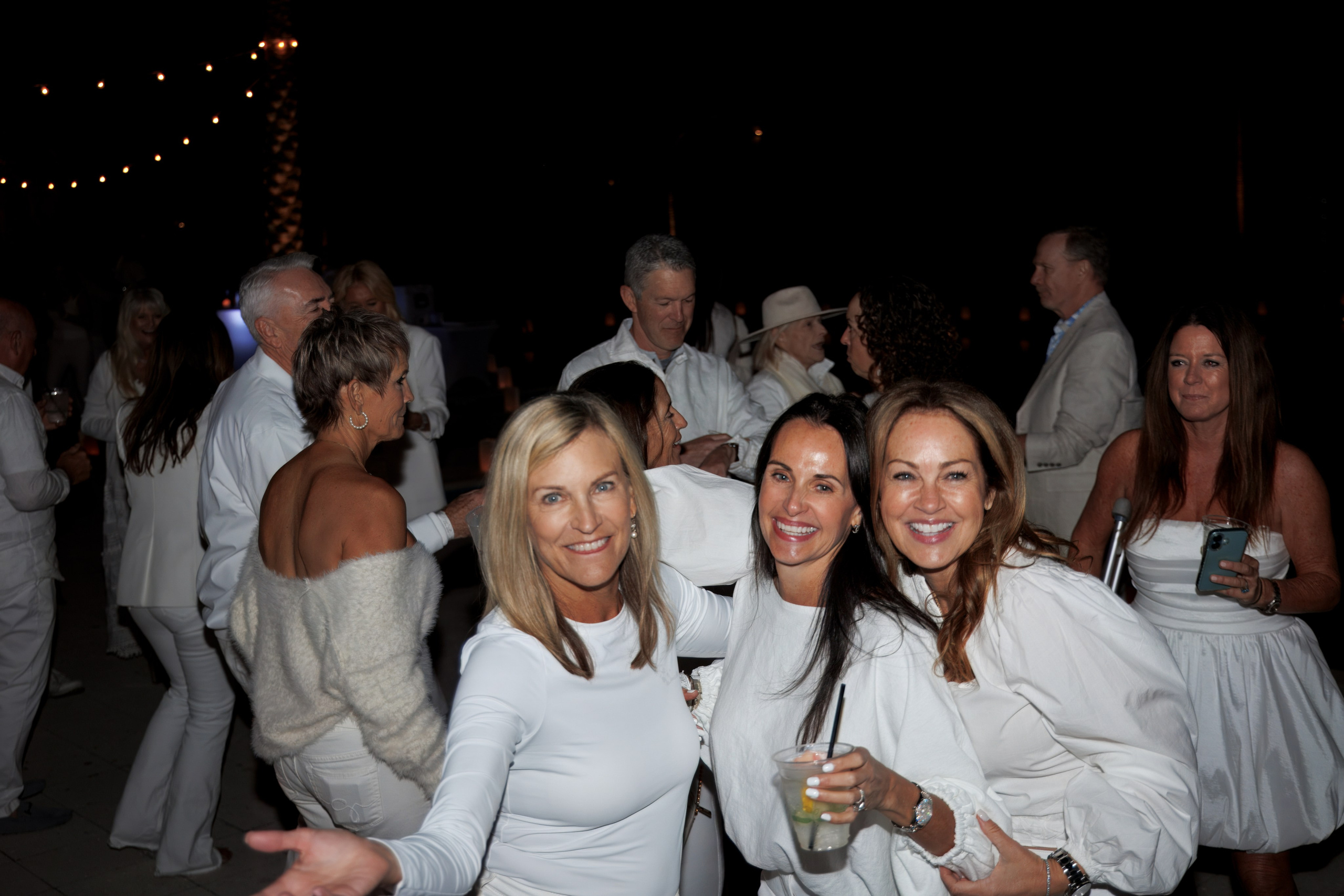 The Isles White Party. Out and About 239
