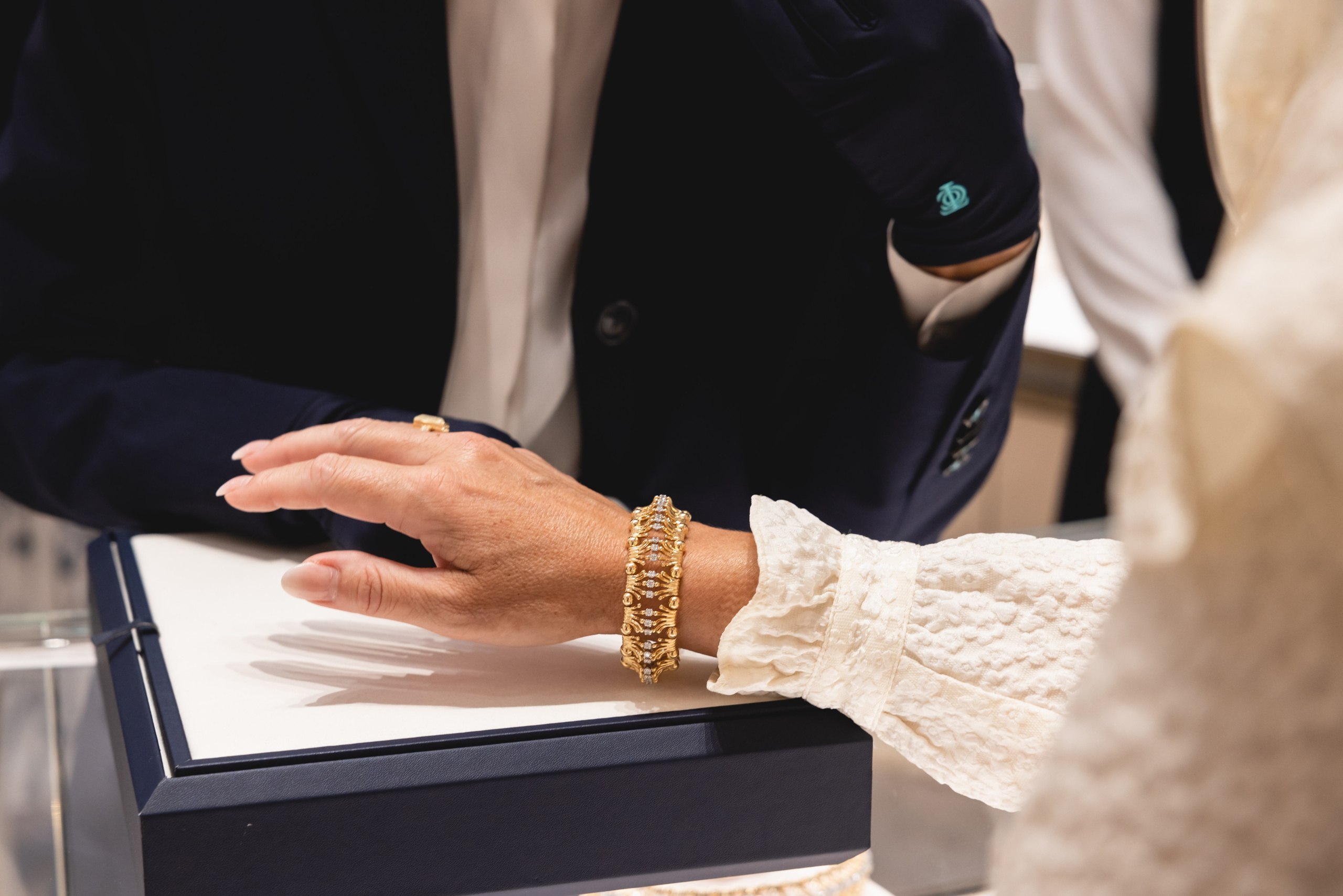 Tiffany. Professional wedding photographer in Copenhagen, Denmark — Julia Byron