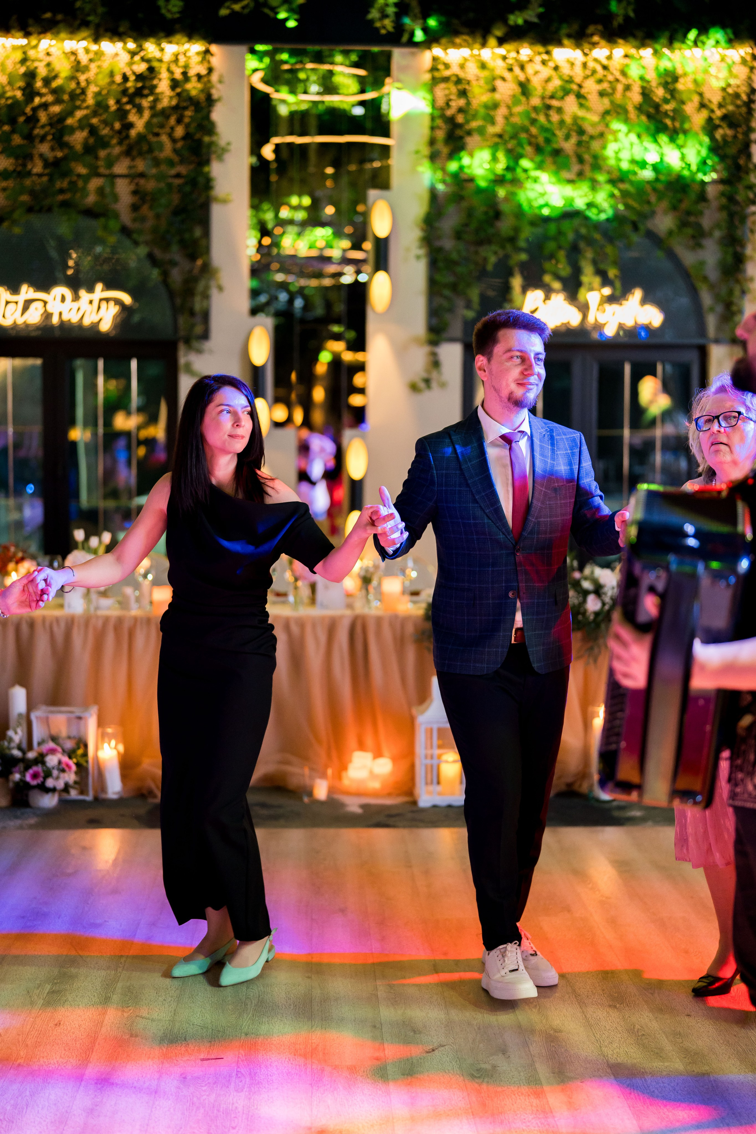 PARTY. Gabriel Florea — Fotograf nuntă București