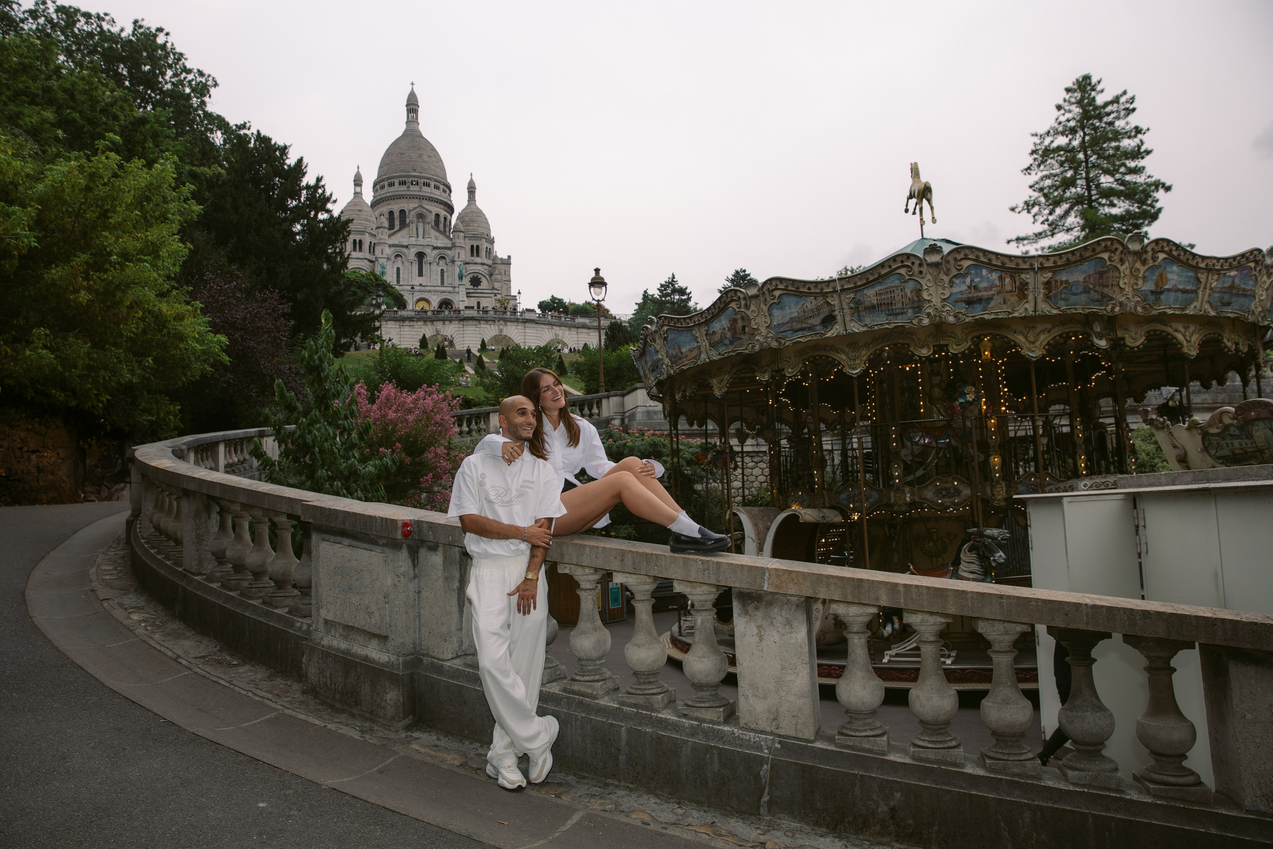 Tim & Pauline — A Parisian Stroll Photoshoot. Свадебный фотограф в Париже