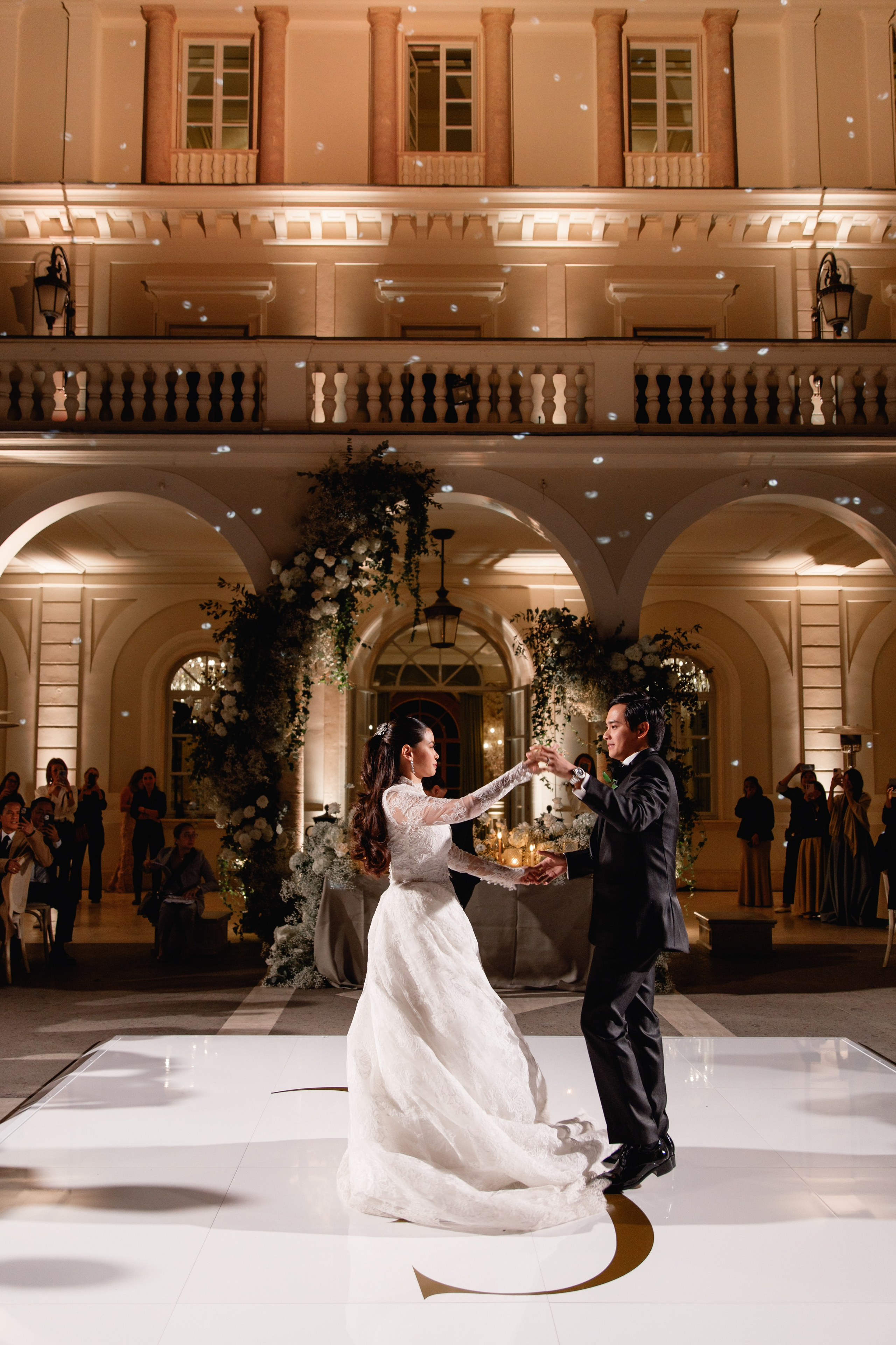 Wedding photographer Italy Rome, Tuscany, Lake Como, Sicily, Puglia. Wedding Photographer Rome Tuscany Como Sicily Puglia Amalfy Italy- Oksana Savenchuk