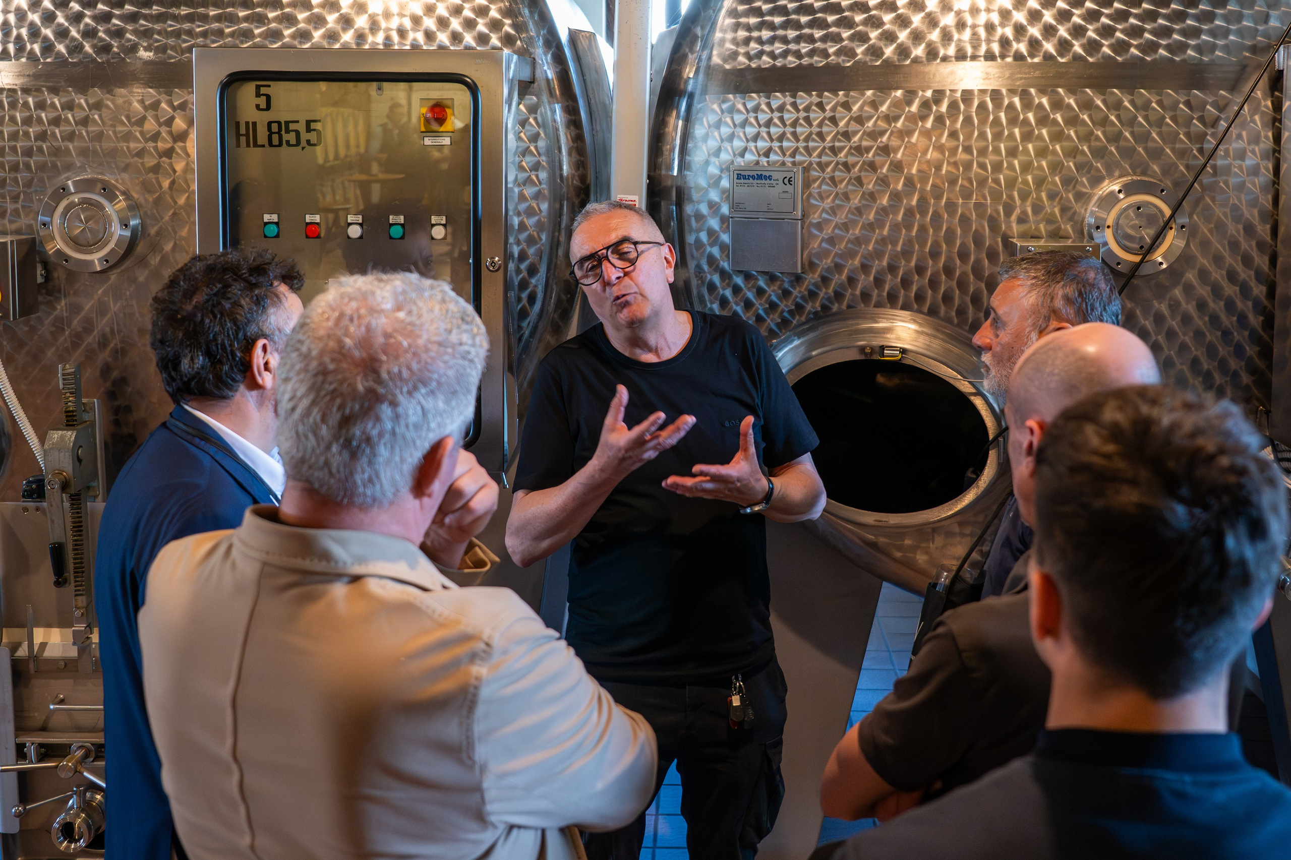Cuzziol Grandi Vini e Cantine Parusso Monforte. “Gianmaria Coscia fotografo per passione”