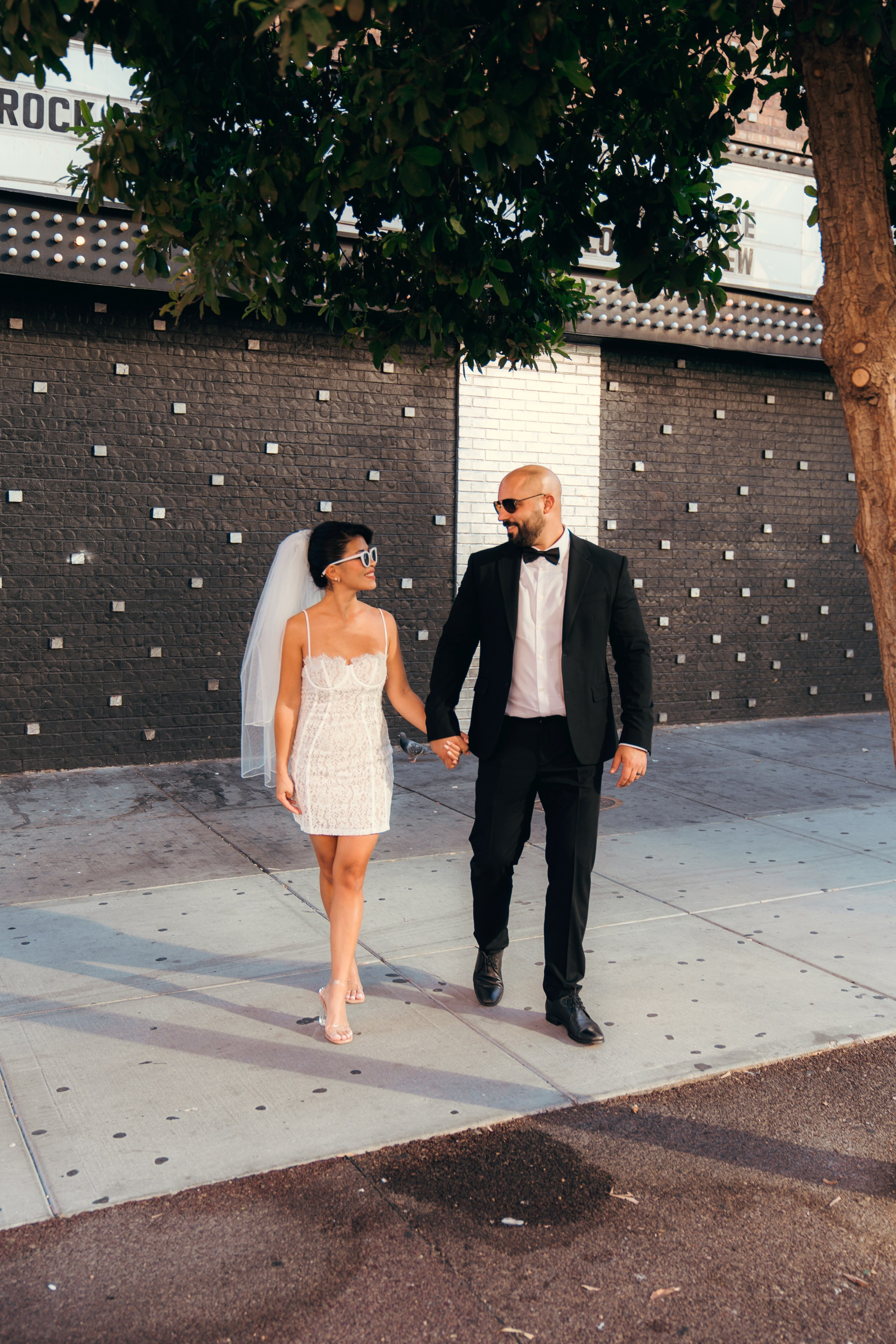 Bo San&Elliot. Wedding & elopement photographer Viktoriya Kravtsov. Las Vegas