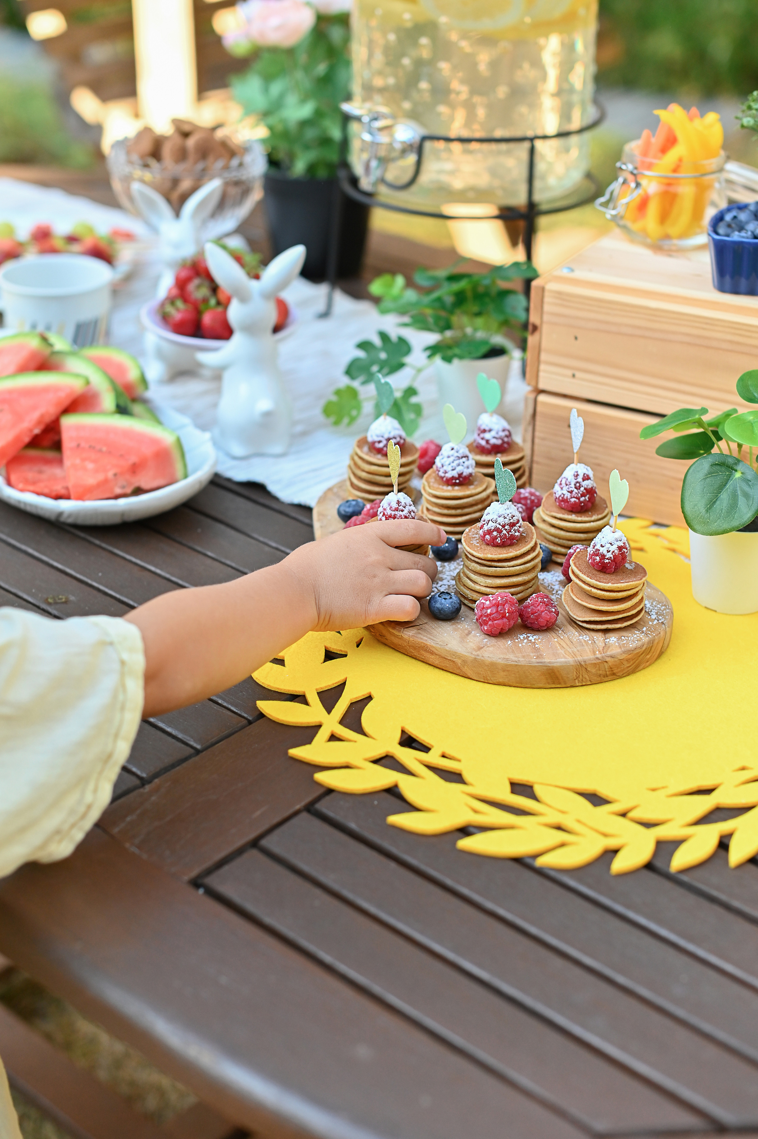 Первый годик на даче. Детский и семейный фотограф в финляндии дина пулкка. контент фотограф