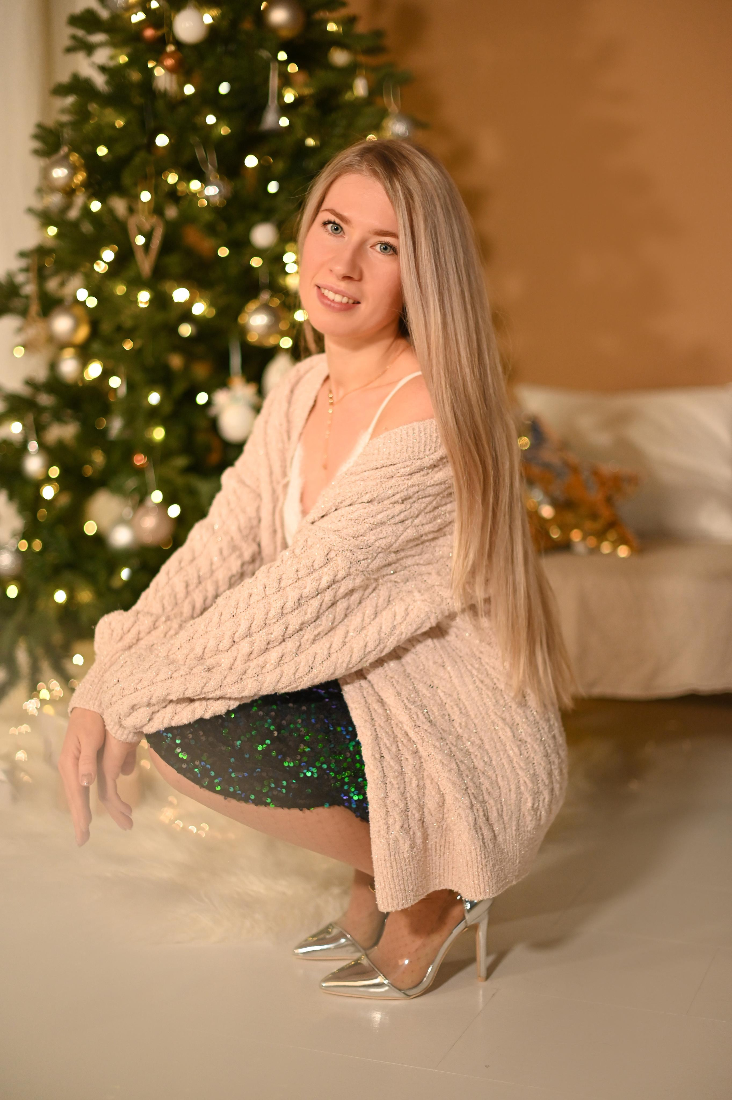 Юлия и Макс в студии. Детский и семейный фотограф в финляндии дина пулкка. контент фотограф