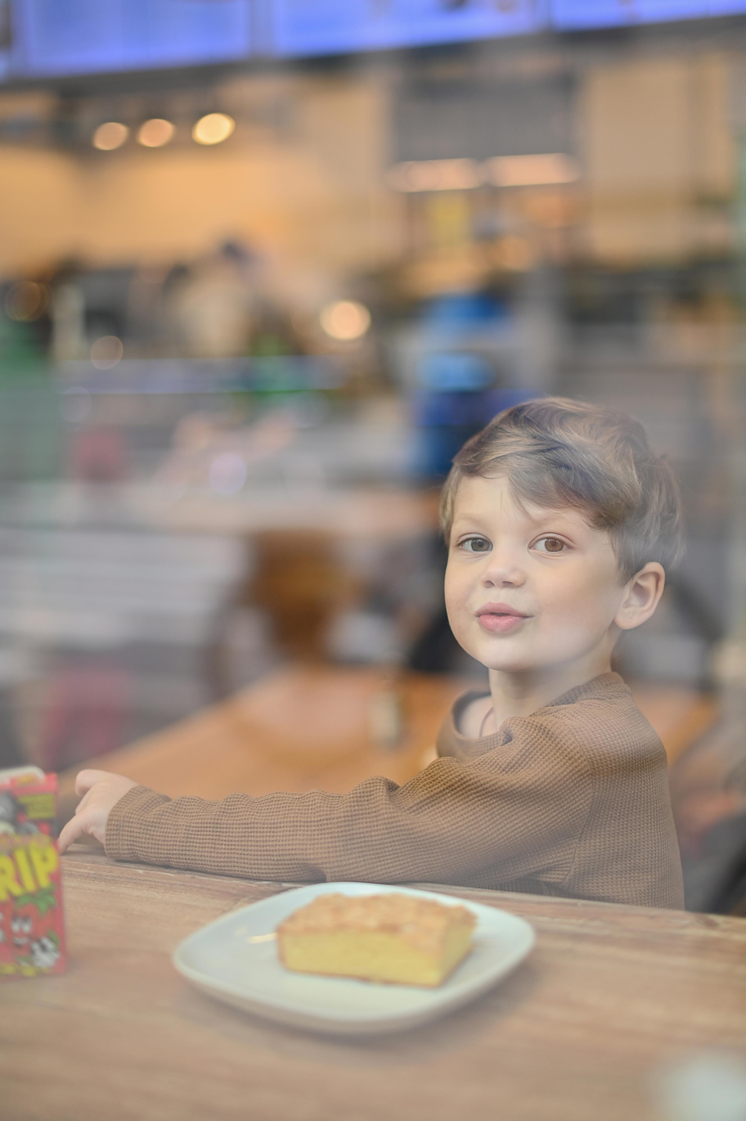 Кафе. Детский и семейный фотограф в финляндии дина пулкка. контент фотограф