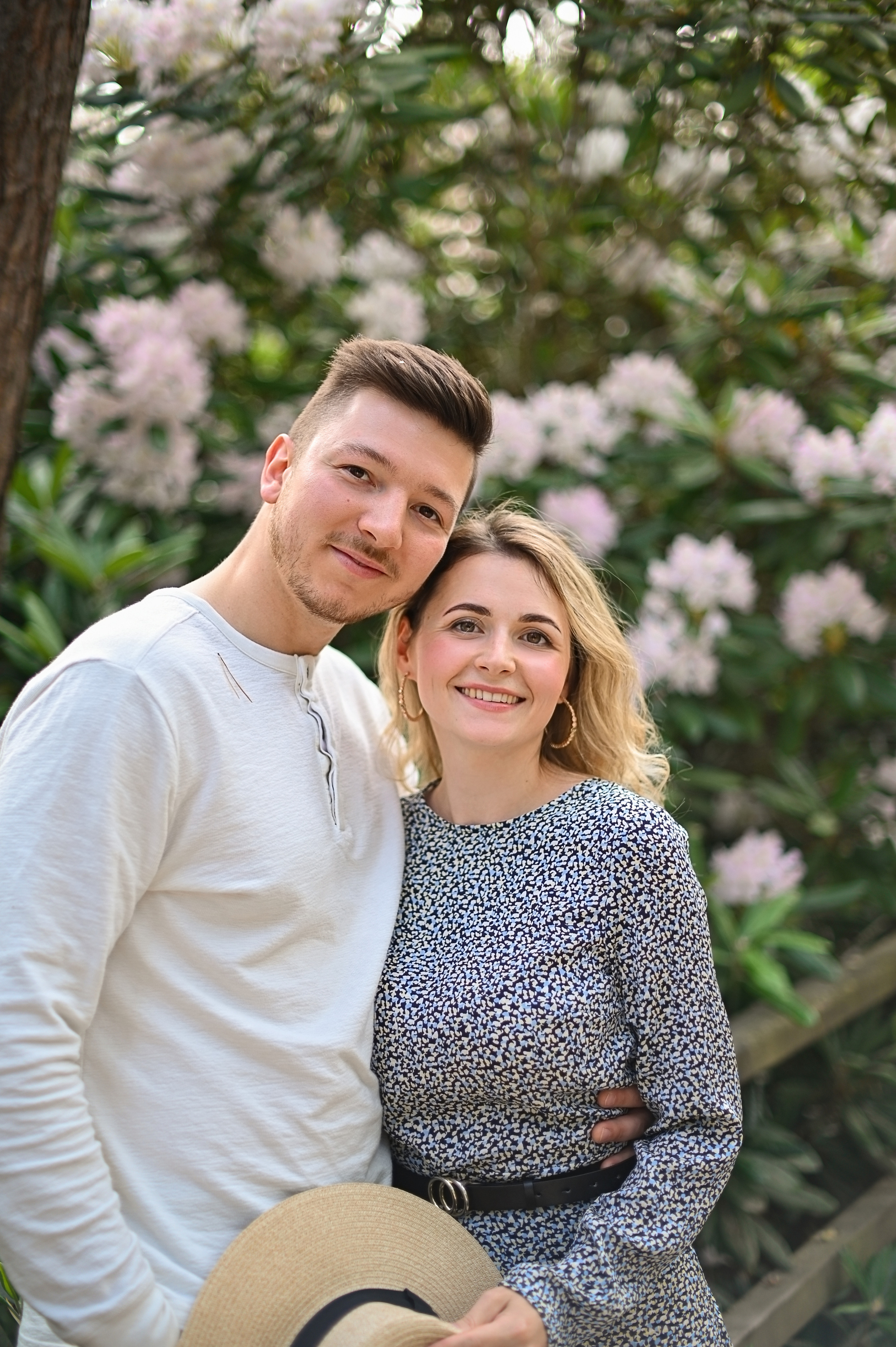 Семья в парке Рододендронов. Детский и семейный фотограф в финляндии дина пулкка. контент фотограф