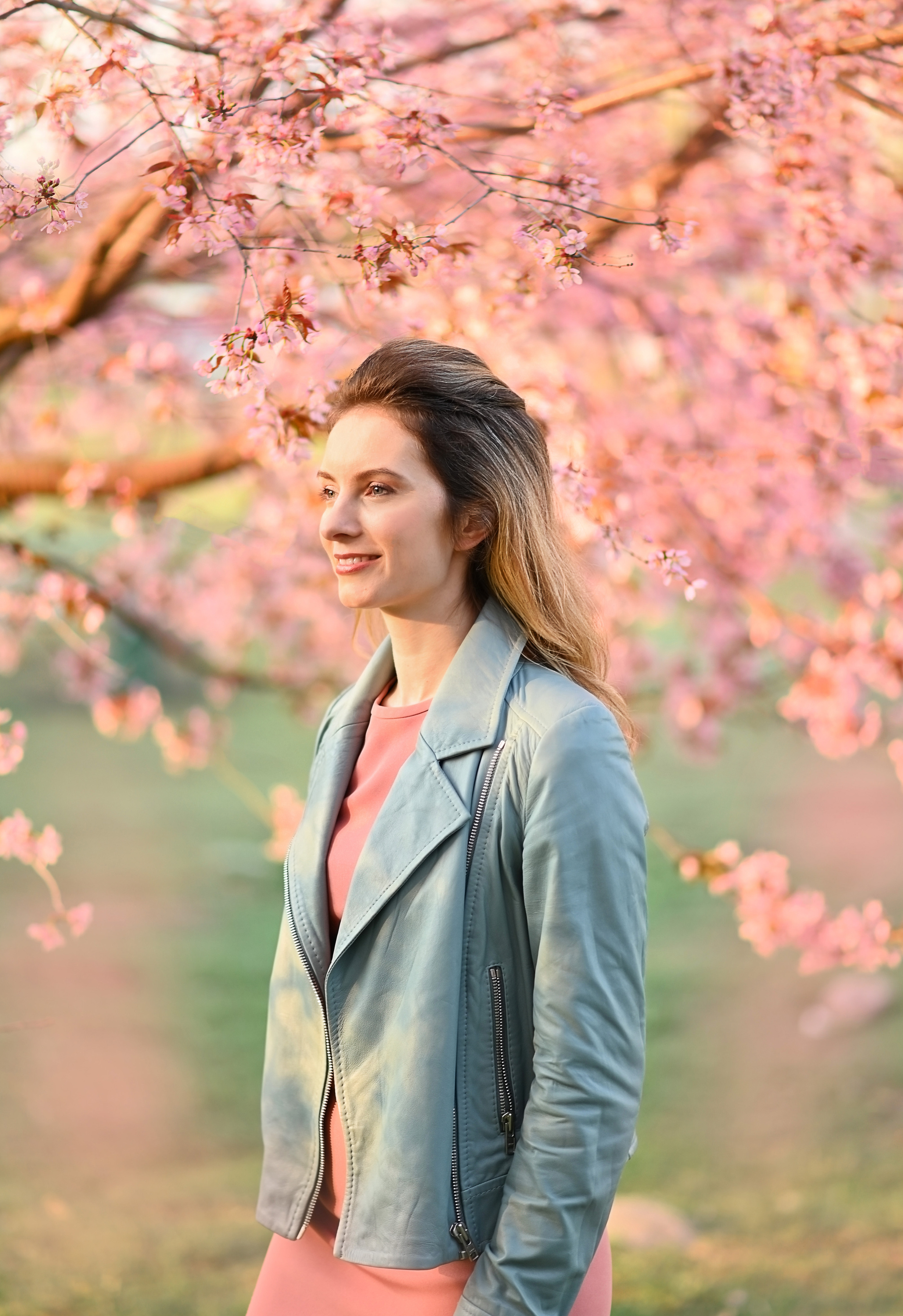 Ирина в вишне. Детский и семейный фотограф в финляндии дина пулкка. контент фотограф