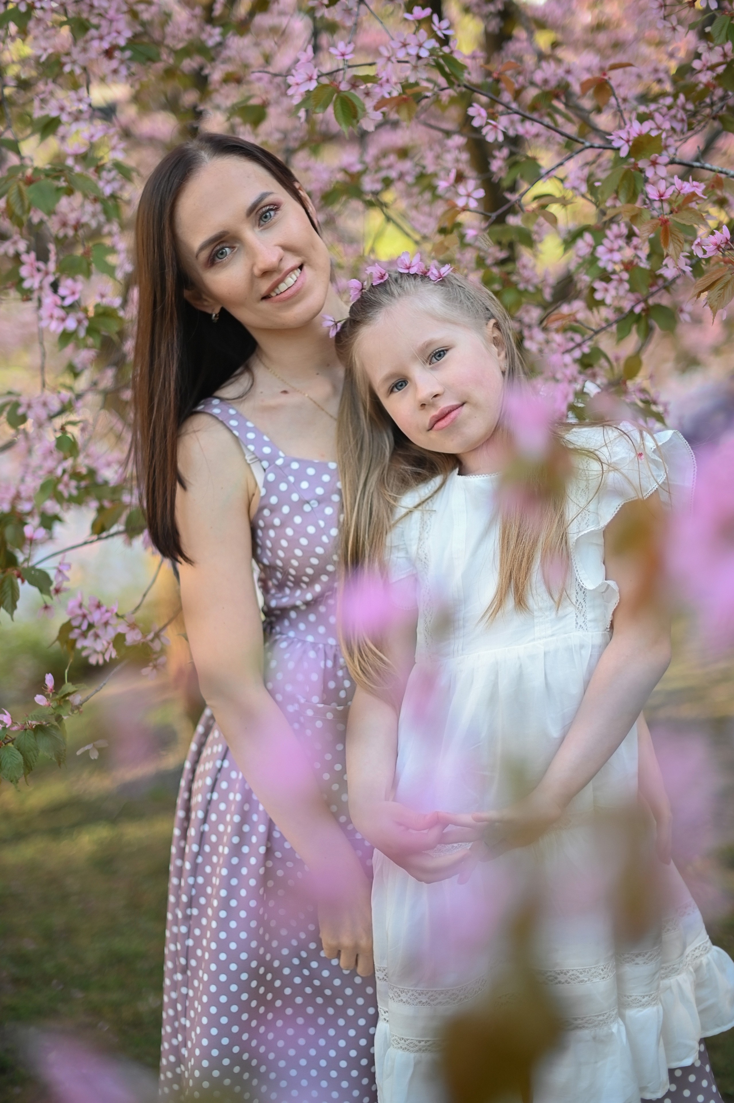 Цветение сакуры. Мама и дочь. Детский и семейный фотограф в финляндии дина пулкка. контент фотограф