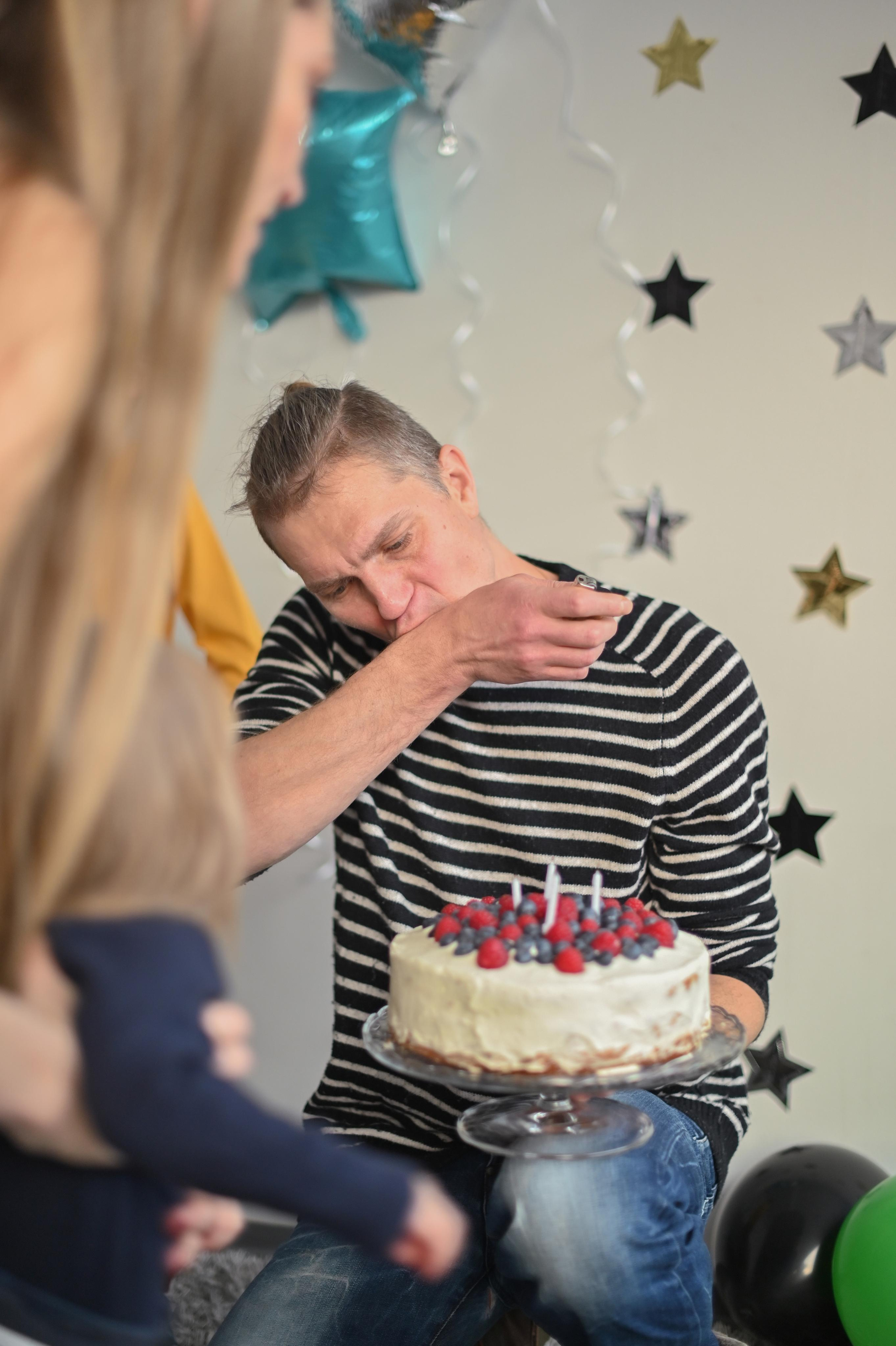 Лео 4 года. Праздник в kerhohuone. Детский и семейный фотограф в финляндии дина пулкка. контент фотограф