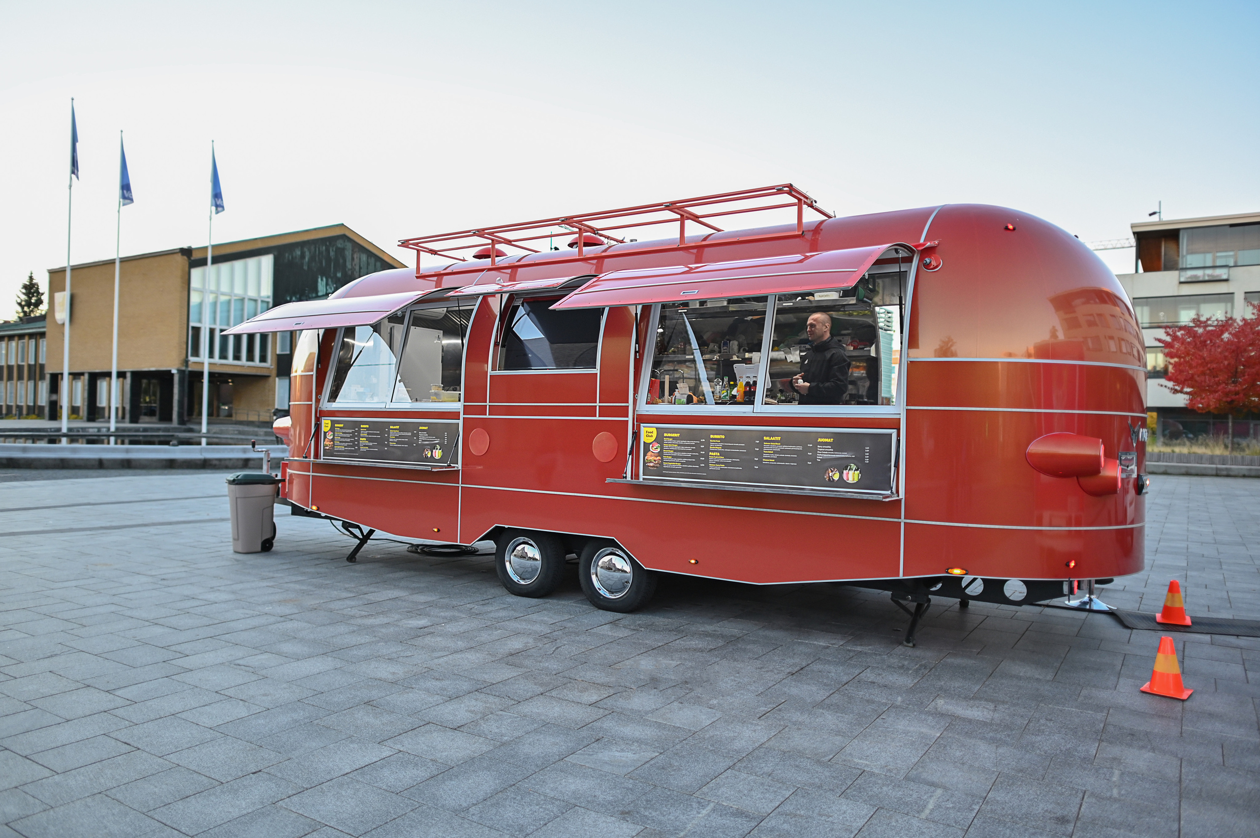 Фудтрак. Детский и семейный фотограф в финляндии дина пулкка. контент фотограф