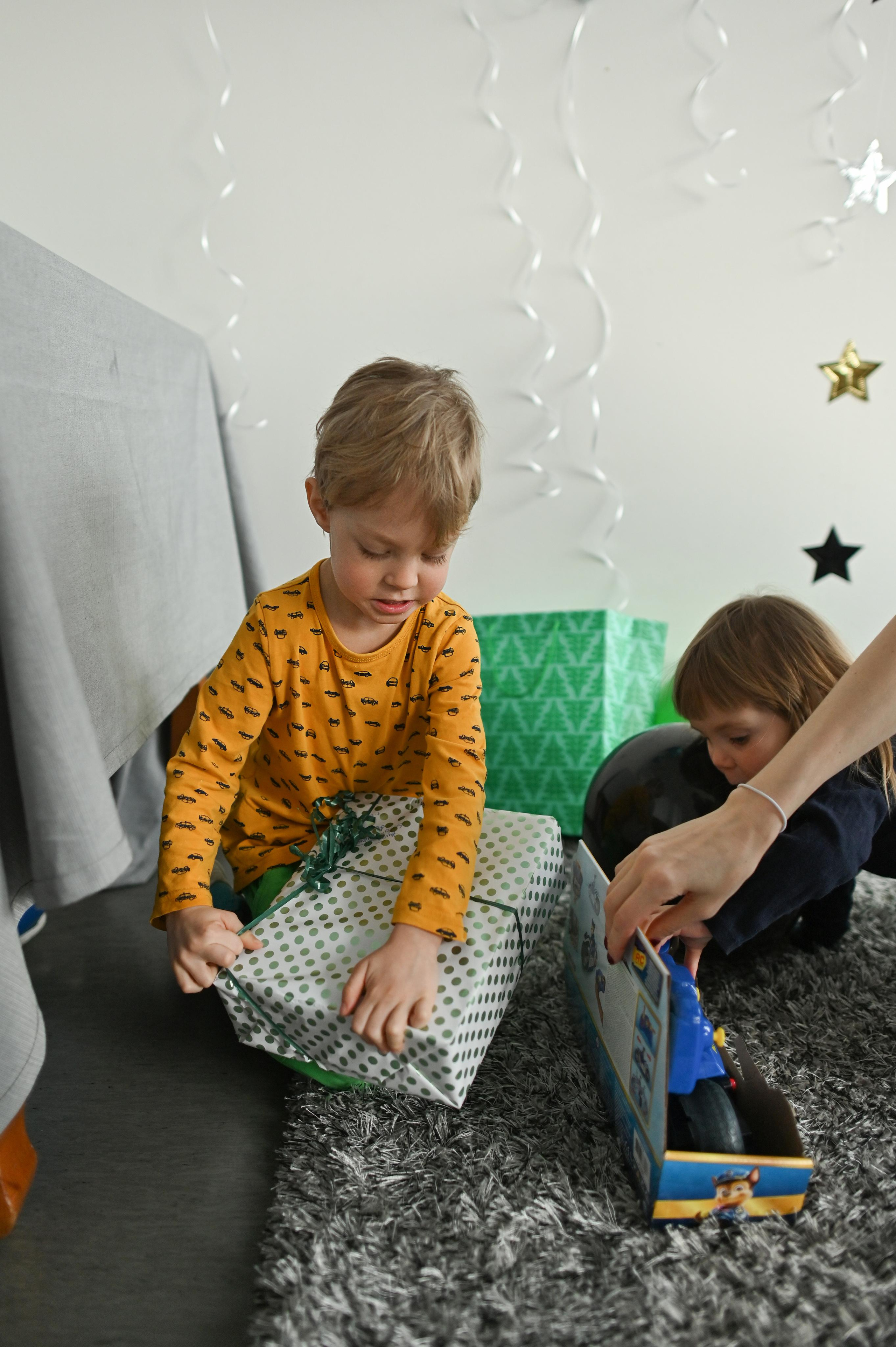 Лео 4 года. Праздник в kerhohuone. Детский и семейный фотограф в финляндии дина пулкка. контент фотограф