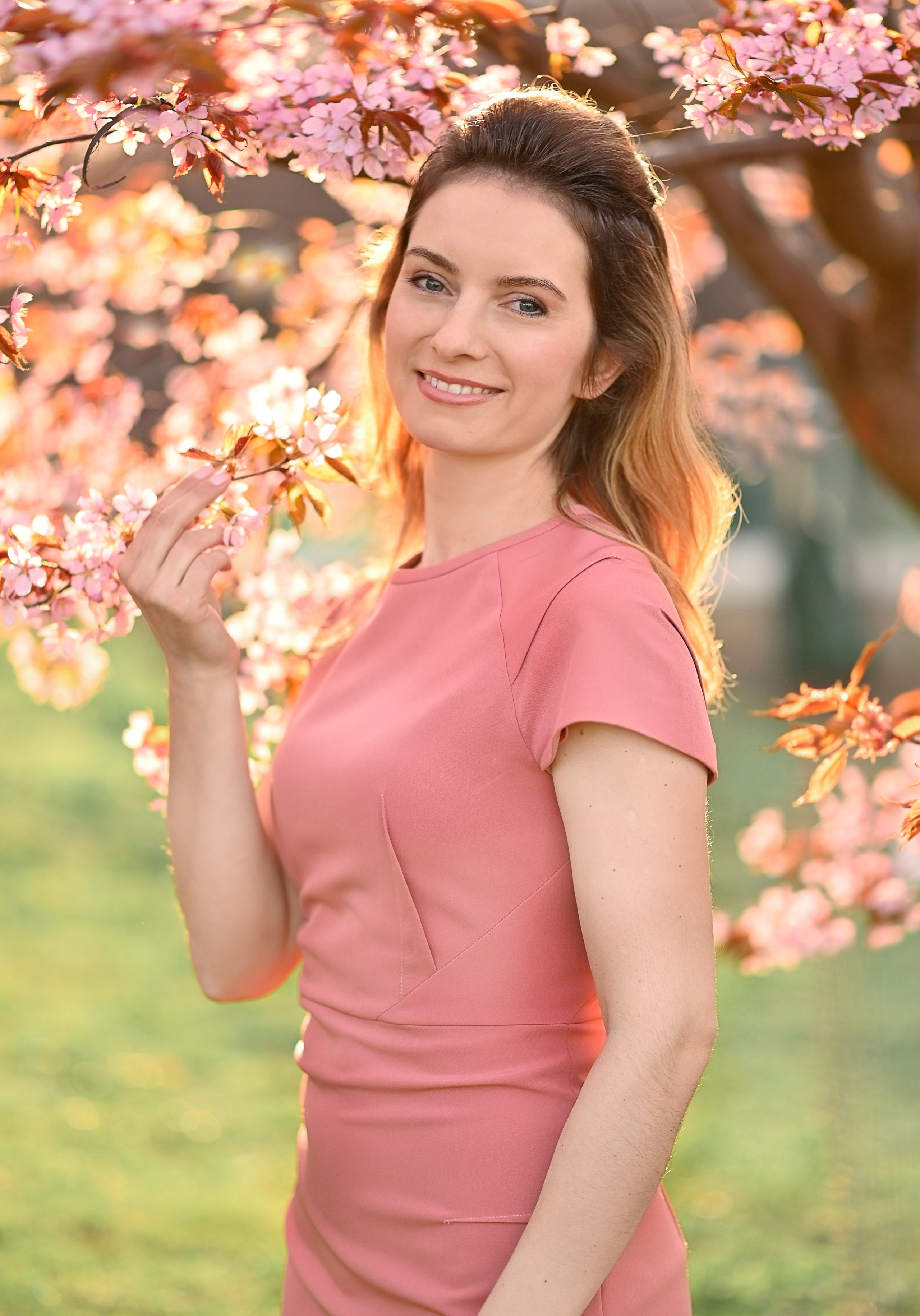 Ирина в вишне. Детский и семейный фотограф в финляндии дина пулкка. контент фотограф