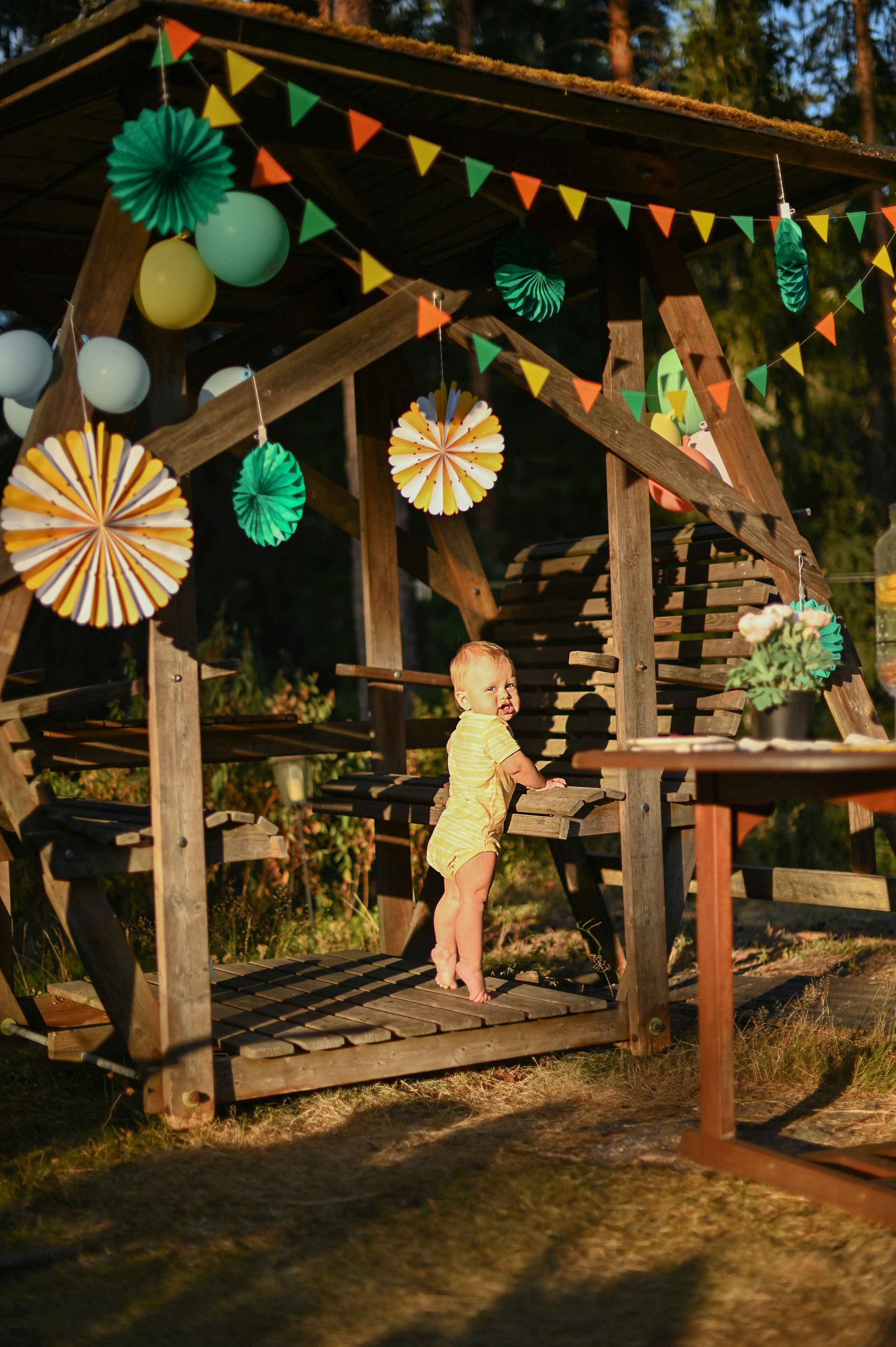 Первый годик на даче. Детский и семейный фотограф в финляндии дина пулкка. контент фотограф