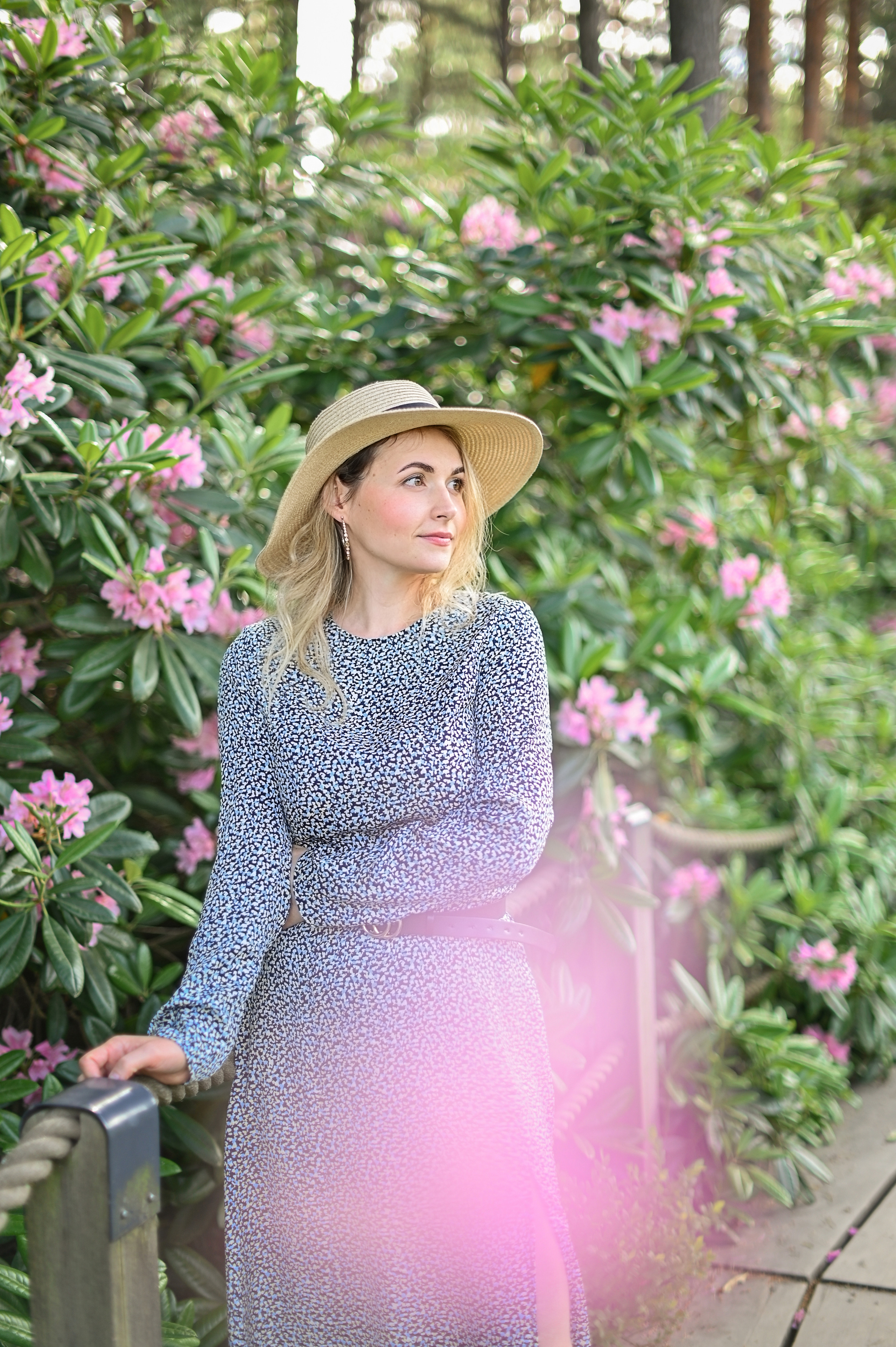 Семья в парке Рододендронов. Детский и семейный фотограф в финляндии дина пулкка. контент фотограф