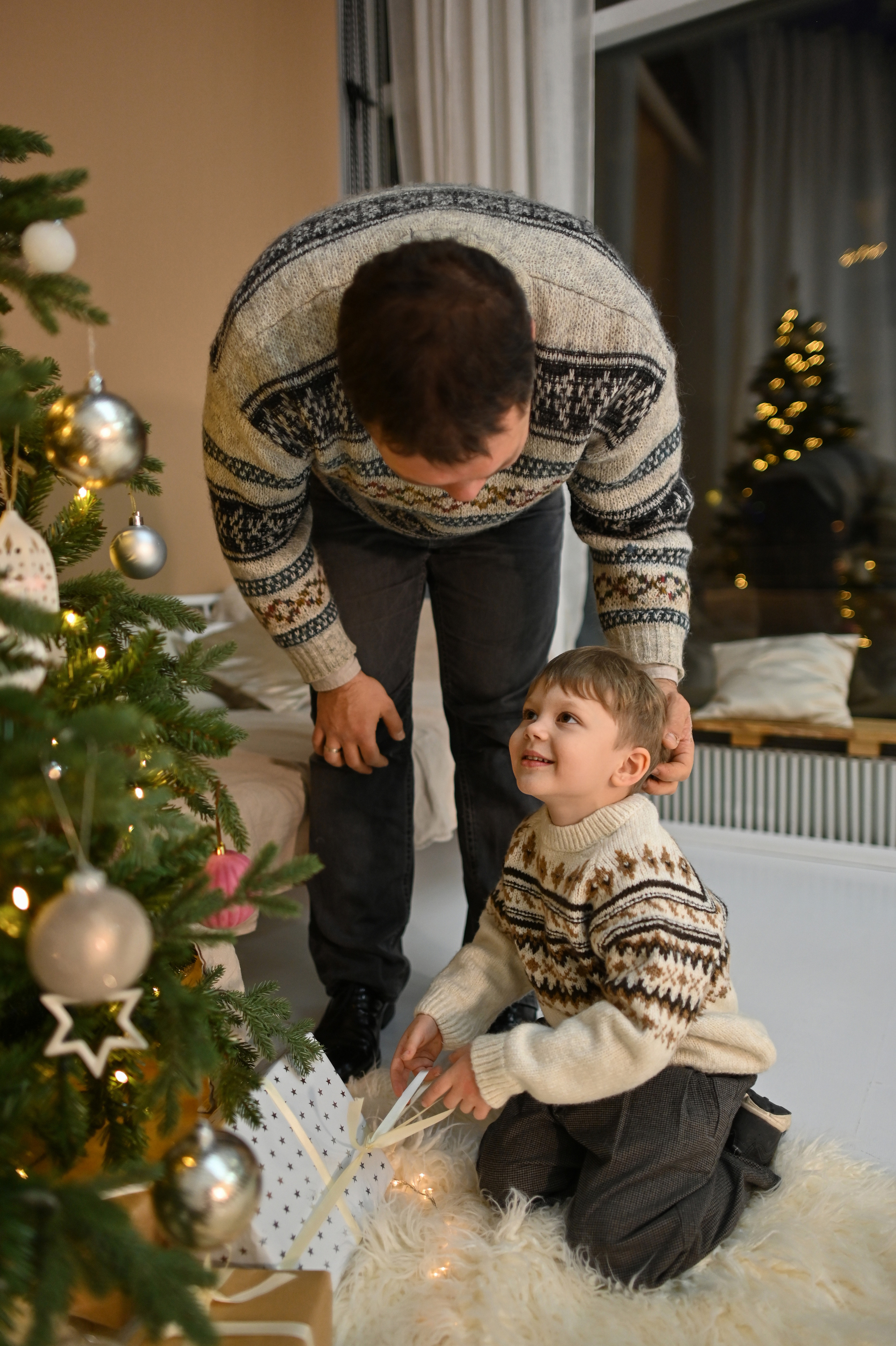 Дина с детьми в студии. Детский и семейный фотограф в финляндии дина пулкка. контент фотограф