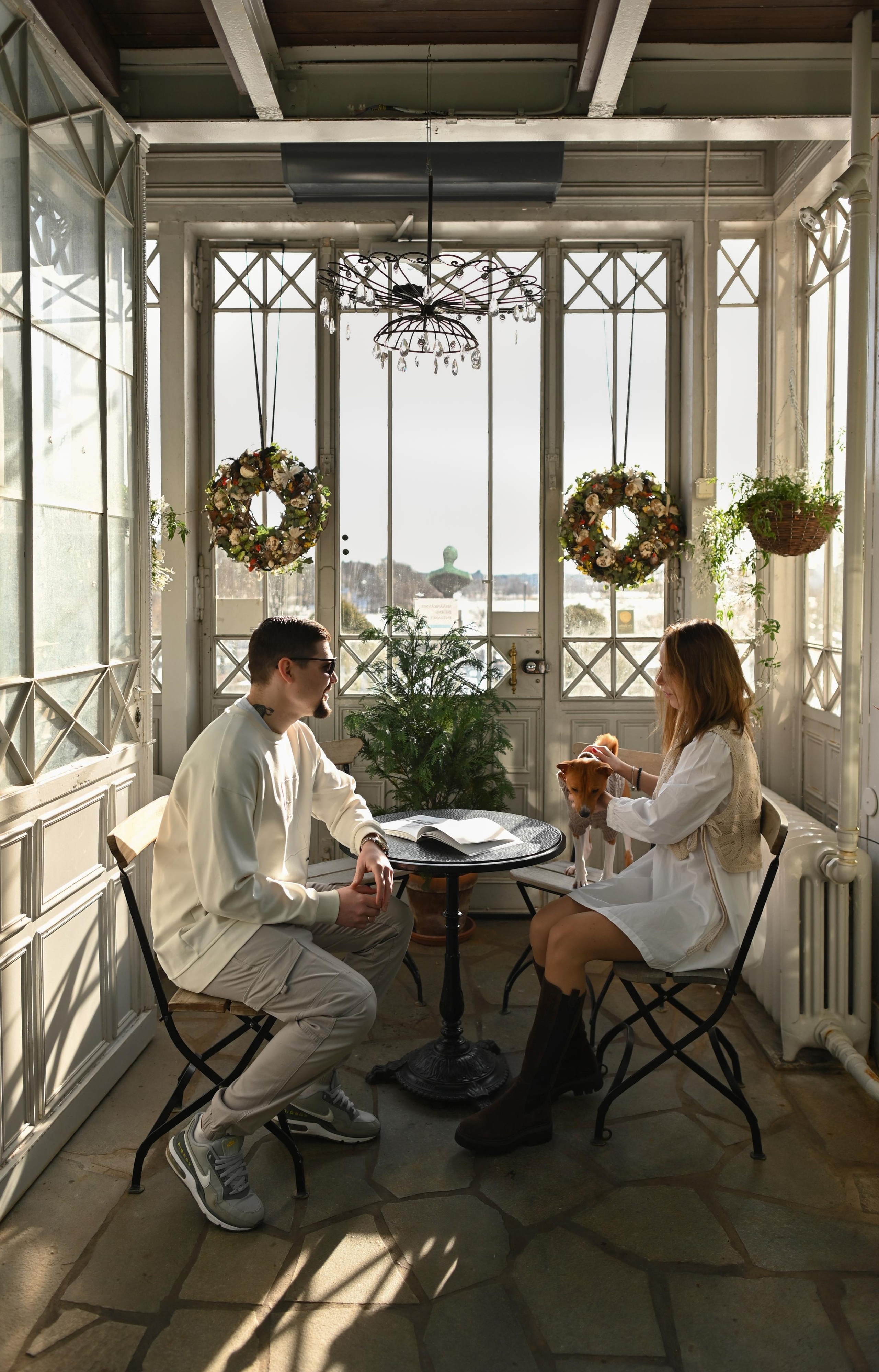 Прогулка в оранжерее. Детский и семейный фотограф в финляндии дина пулкка. контент фотограф