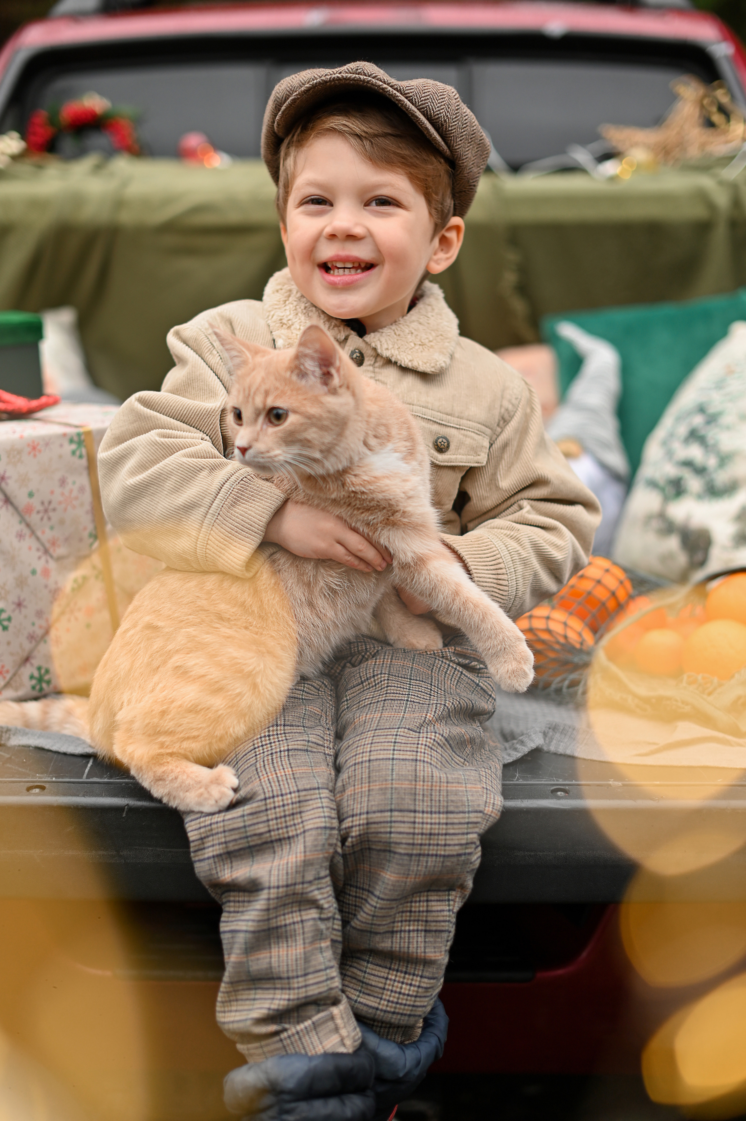 Новогодний фотодень с машиной. Детский и семейный фотограф в финляндии дина пулкка. контент фотограф