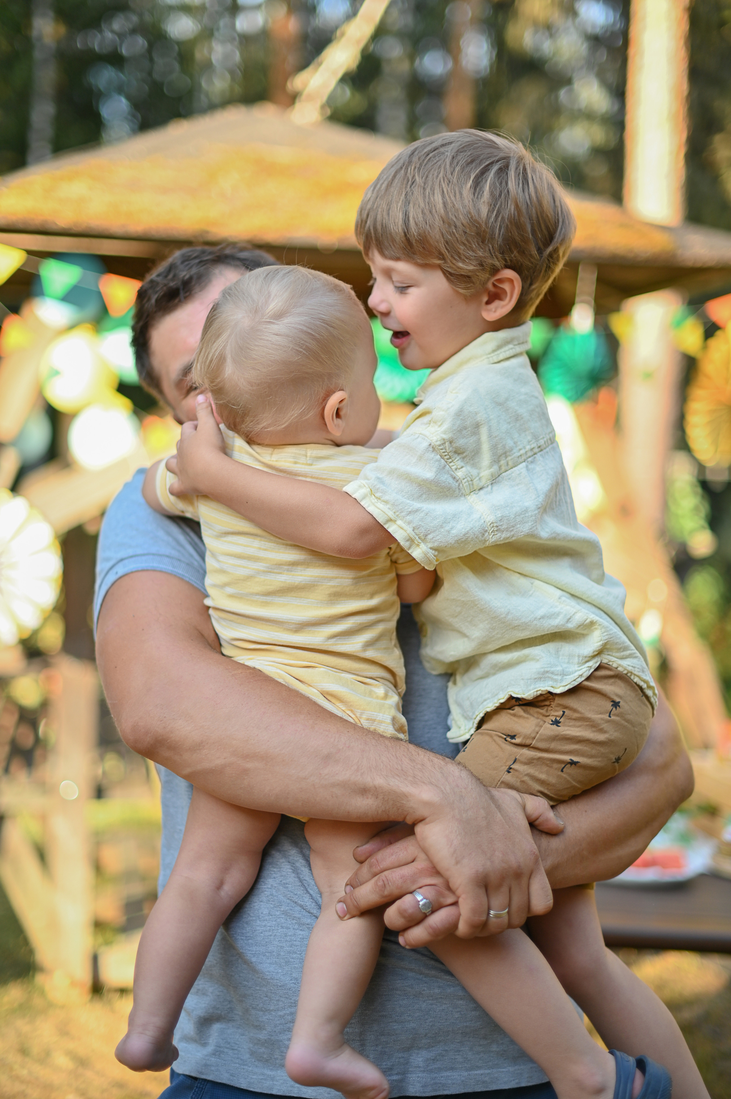 Первый годик на даче. Детский и семейный фотограф в финляндии дина пулкка. контент фотограф