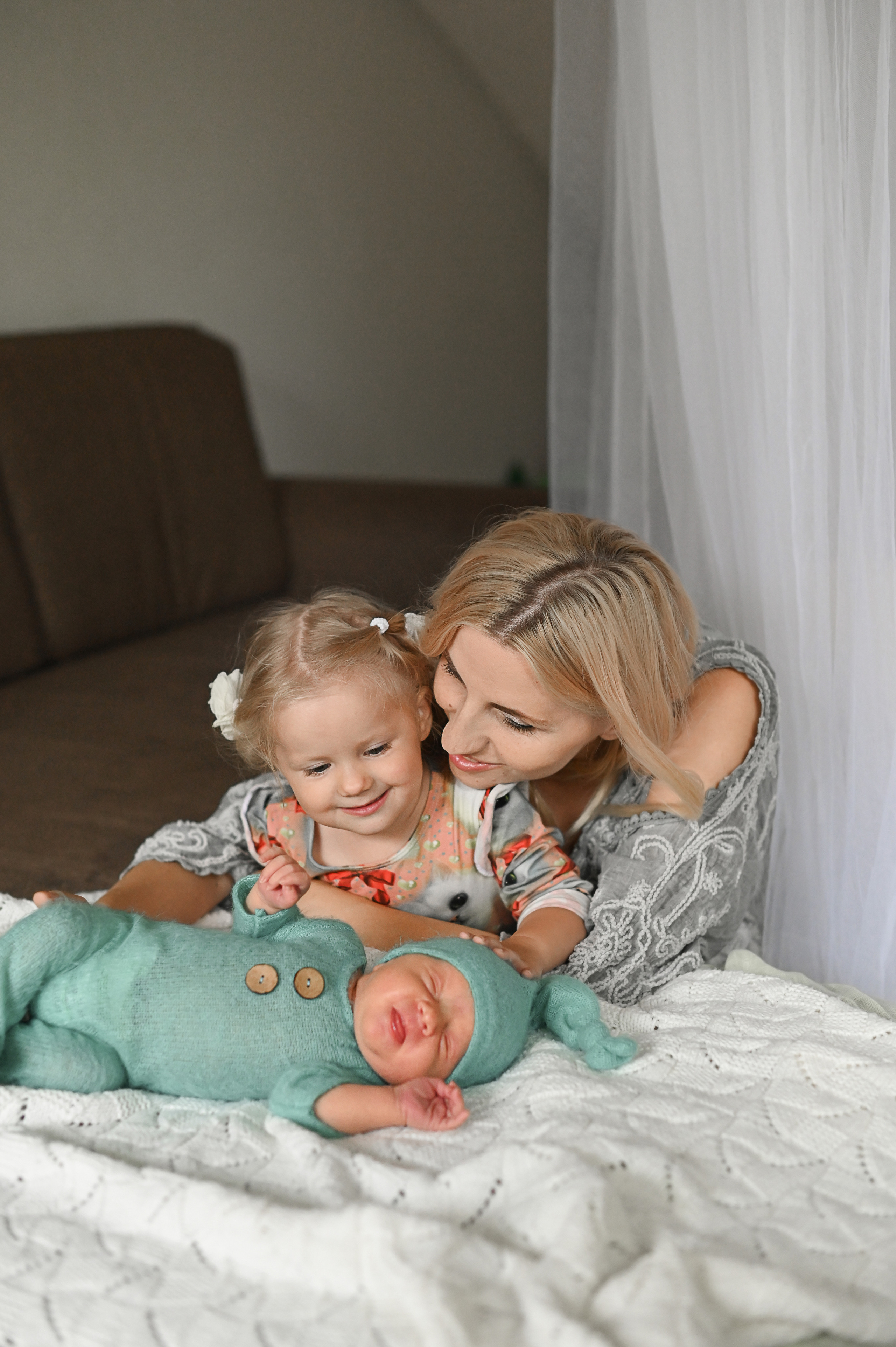 Появление нового малыша в семье. Детский и семейный фотограф в финляндии дина пулкка. контент фотограф